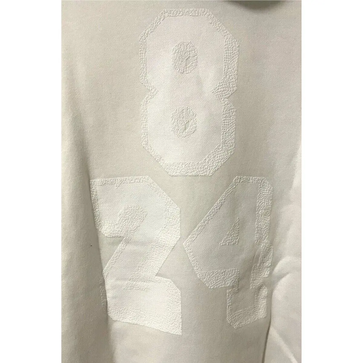 Nike clothing - White (UPC: 0197594252424) 2