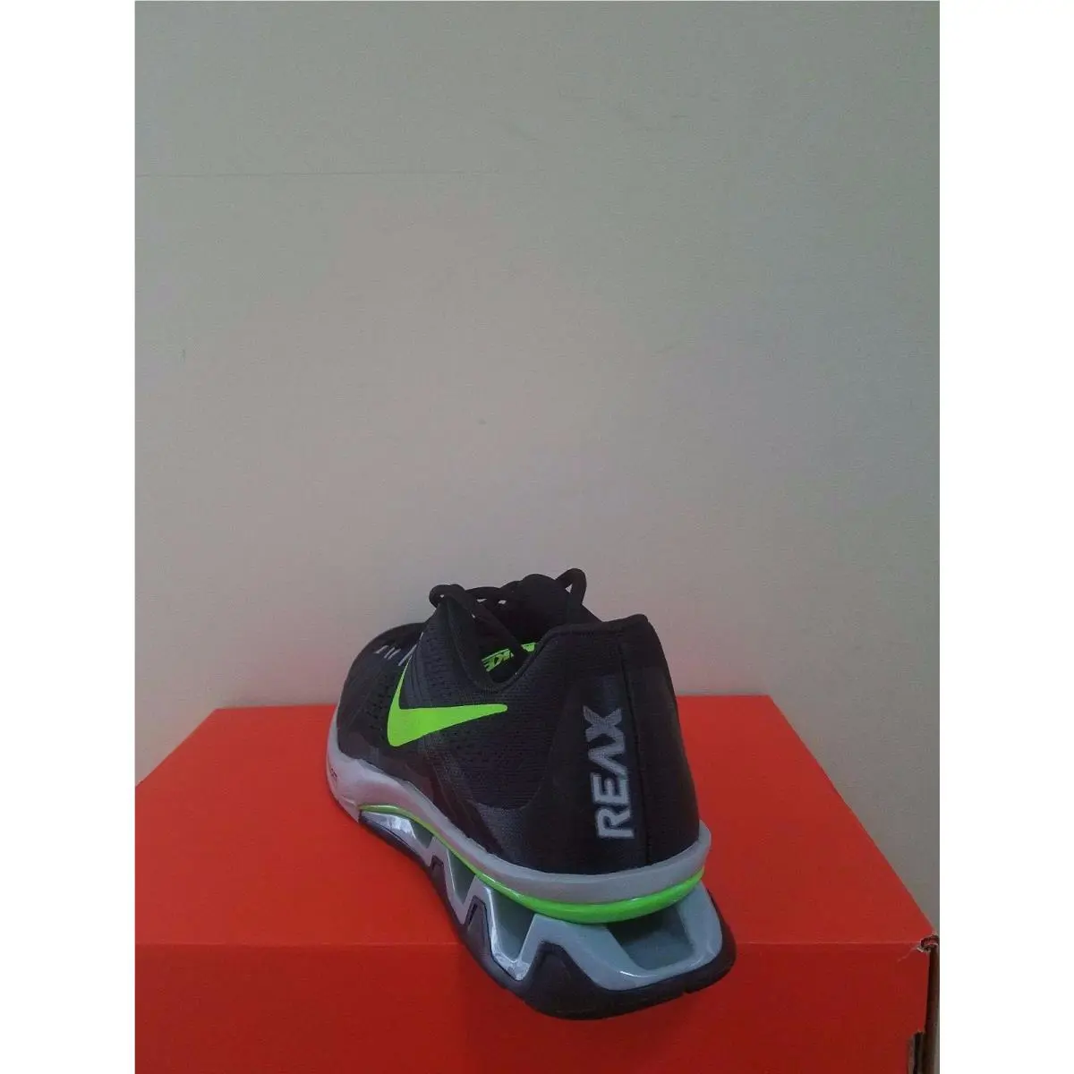Nike shoes - Reax Lightspeed - Reax Lightspeed - Black 3