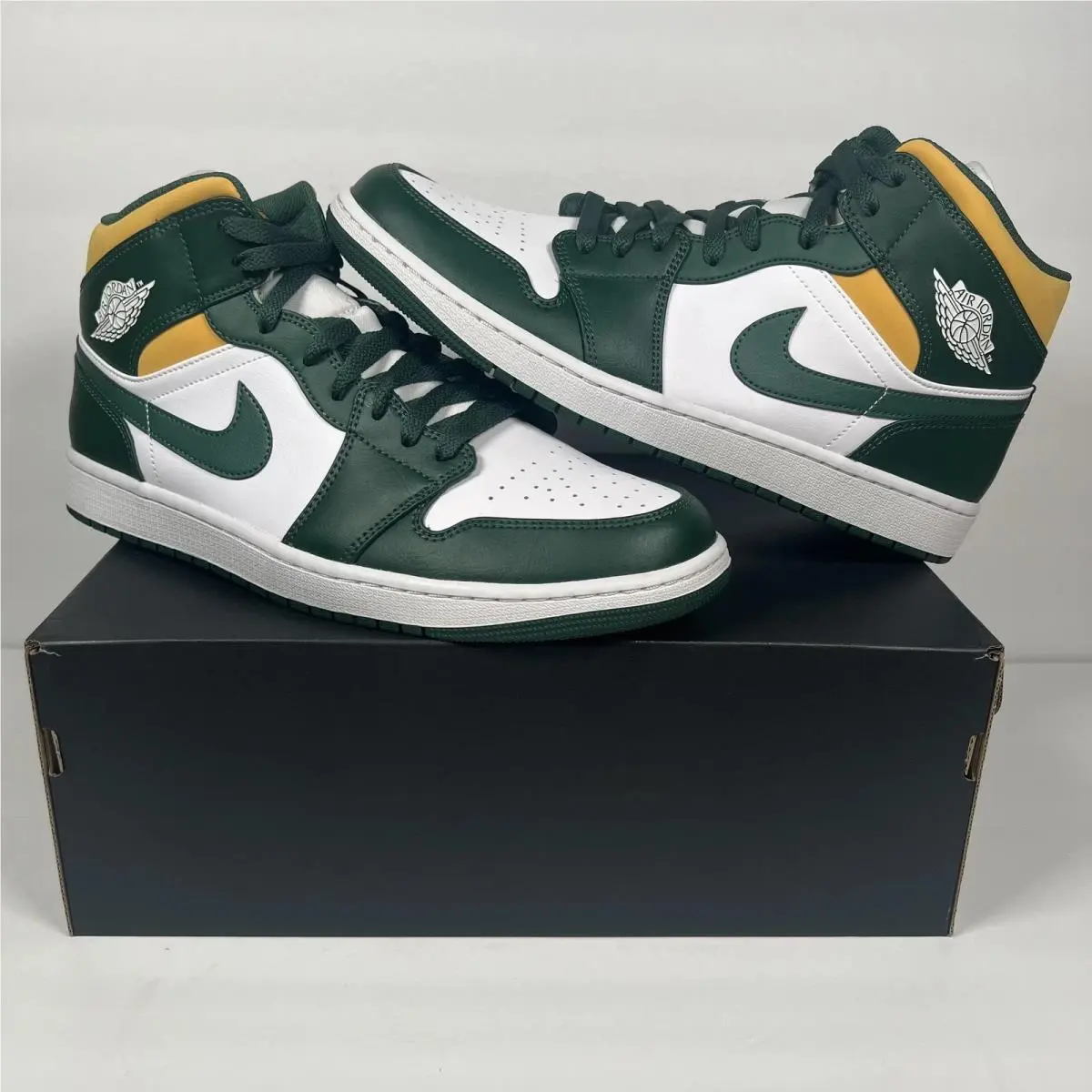 Nike shoes - Air Jordan 1 - Air - 554724-371 - Multicolor (UPC: 0195243826866) 15