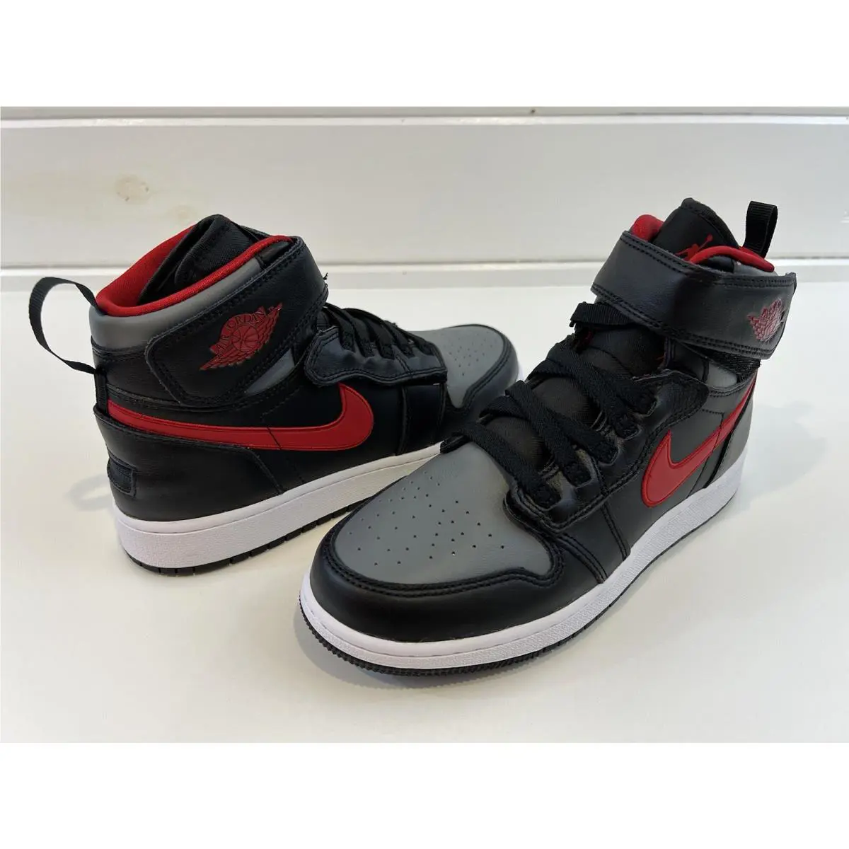 Nike shoes - Jordan 1 HI Flyease - Flyease - DC7986-006 - Black, Manufacturer: Black/Gym Red-Smoke Grey-White (UPC: 195243932963) 4