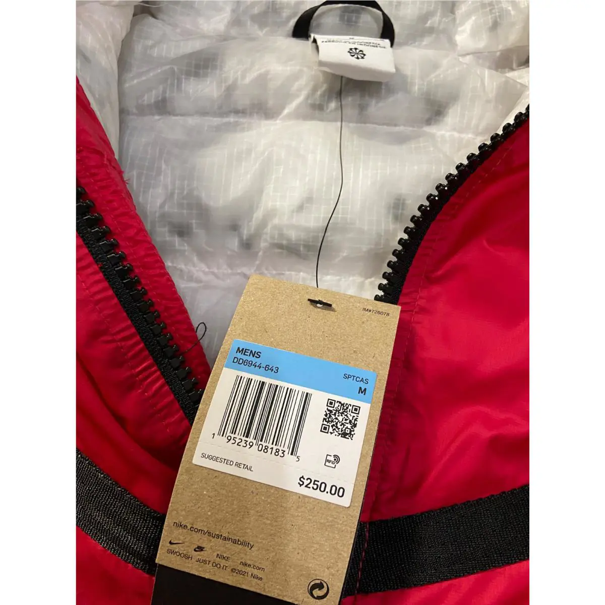 Nike clothing - Nike Sportswear Therma-FIT Men`s Hooded EcoDown Ja - Berry (UPC: 195239081910) 6