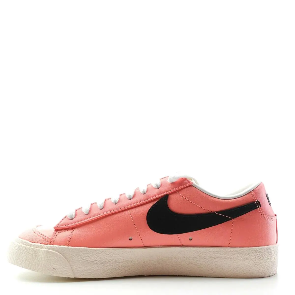 Nike shoes - Nike Blazer Low `77 - Blazer Low - DJ5935 600 - Pink 0