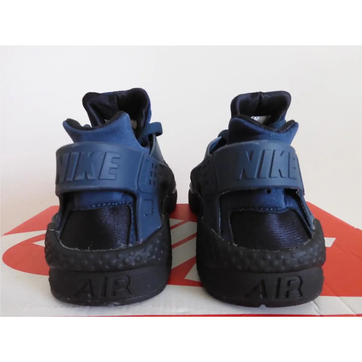 Nike shoes - Nike Air Huarache Run - Air Huarache Run - 704830-004 - Black (UPC: 888410110560) 2