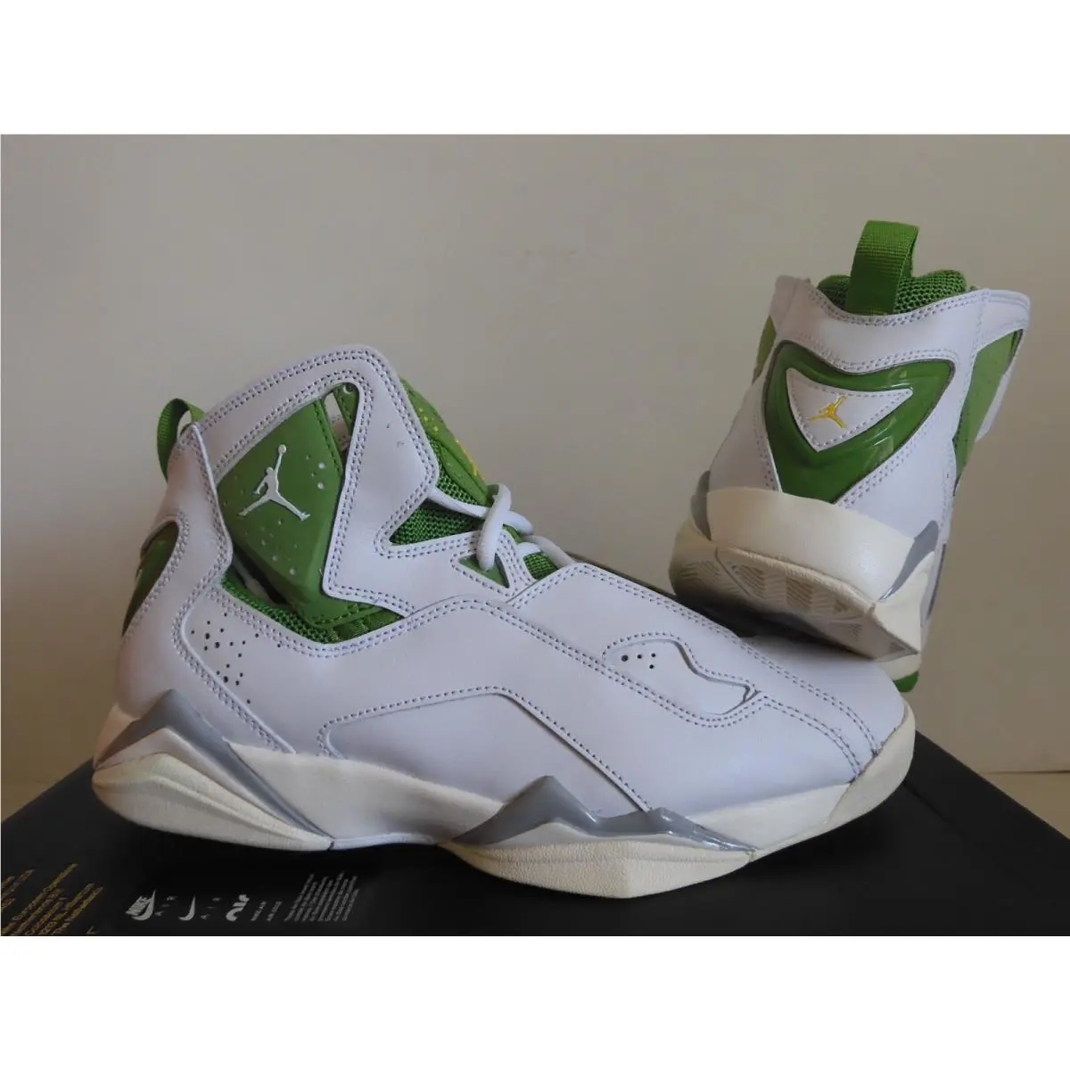Nike shoes - Jordan True Flight - True Flight - HF4826 100 - White (UPC: 197594645295) 0