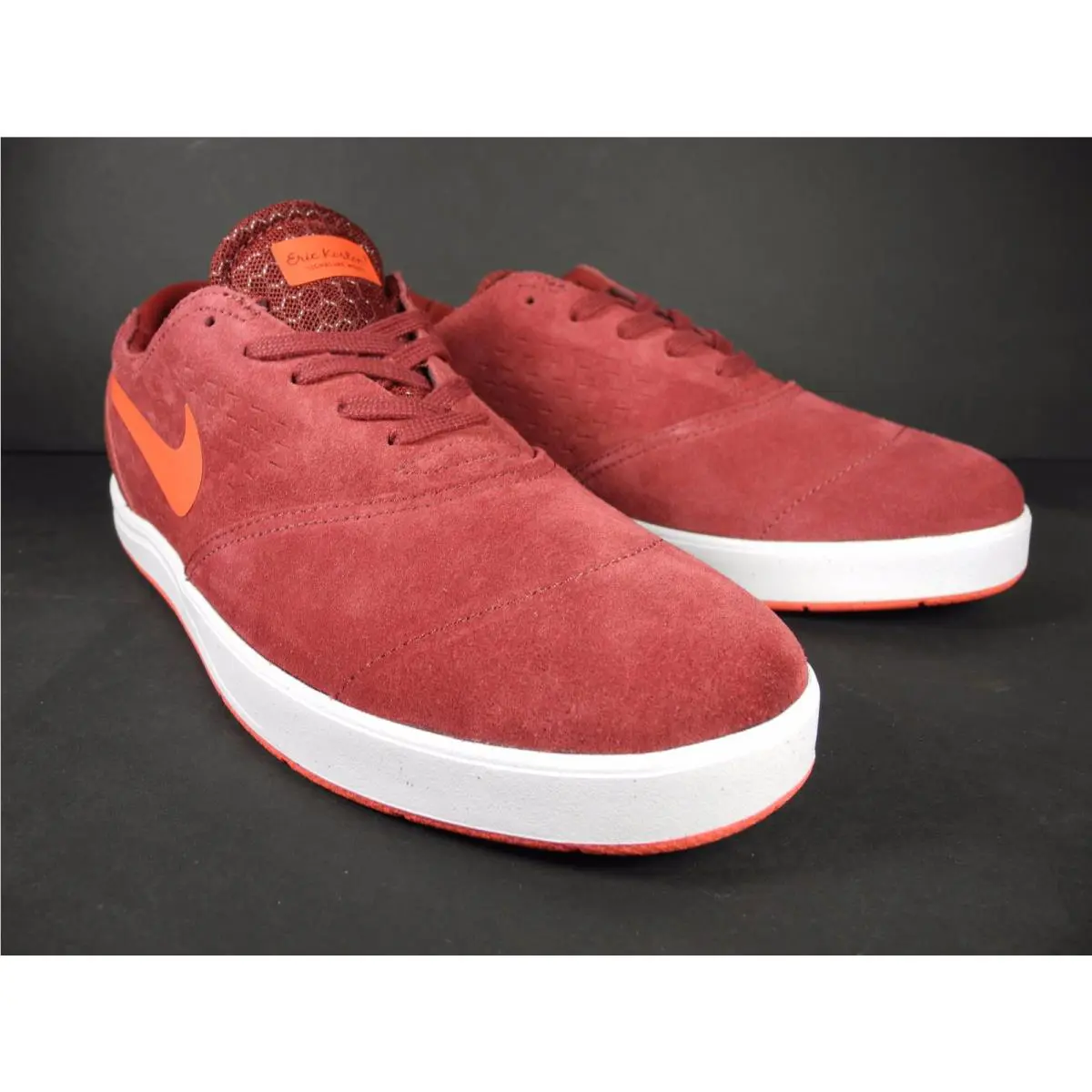 Nike shoes - Red (UPC: 885178924194) 2
