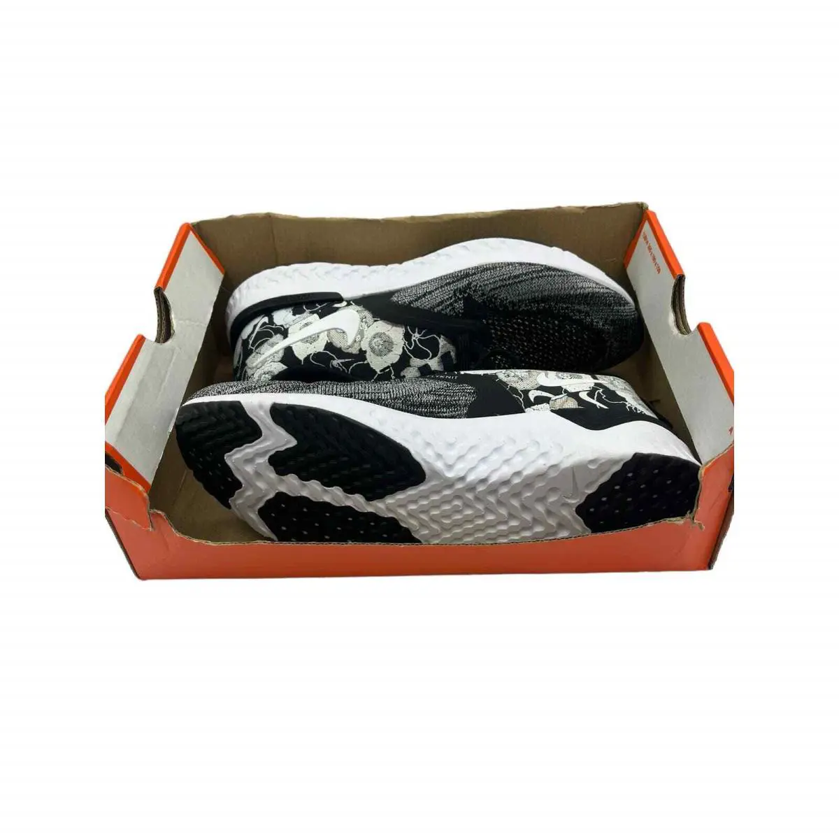 Nike shoes - Black 6