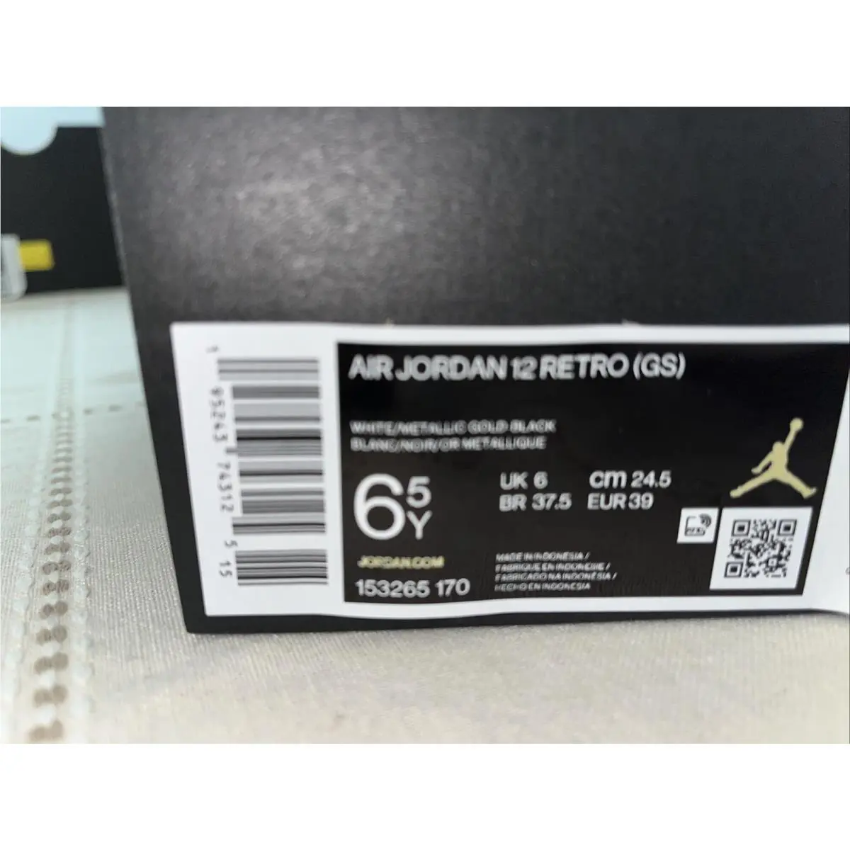 Nike shoes - Air Jordan Retro - Air Retro - 153265 170 - White Metallic Gold Black 15