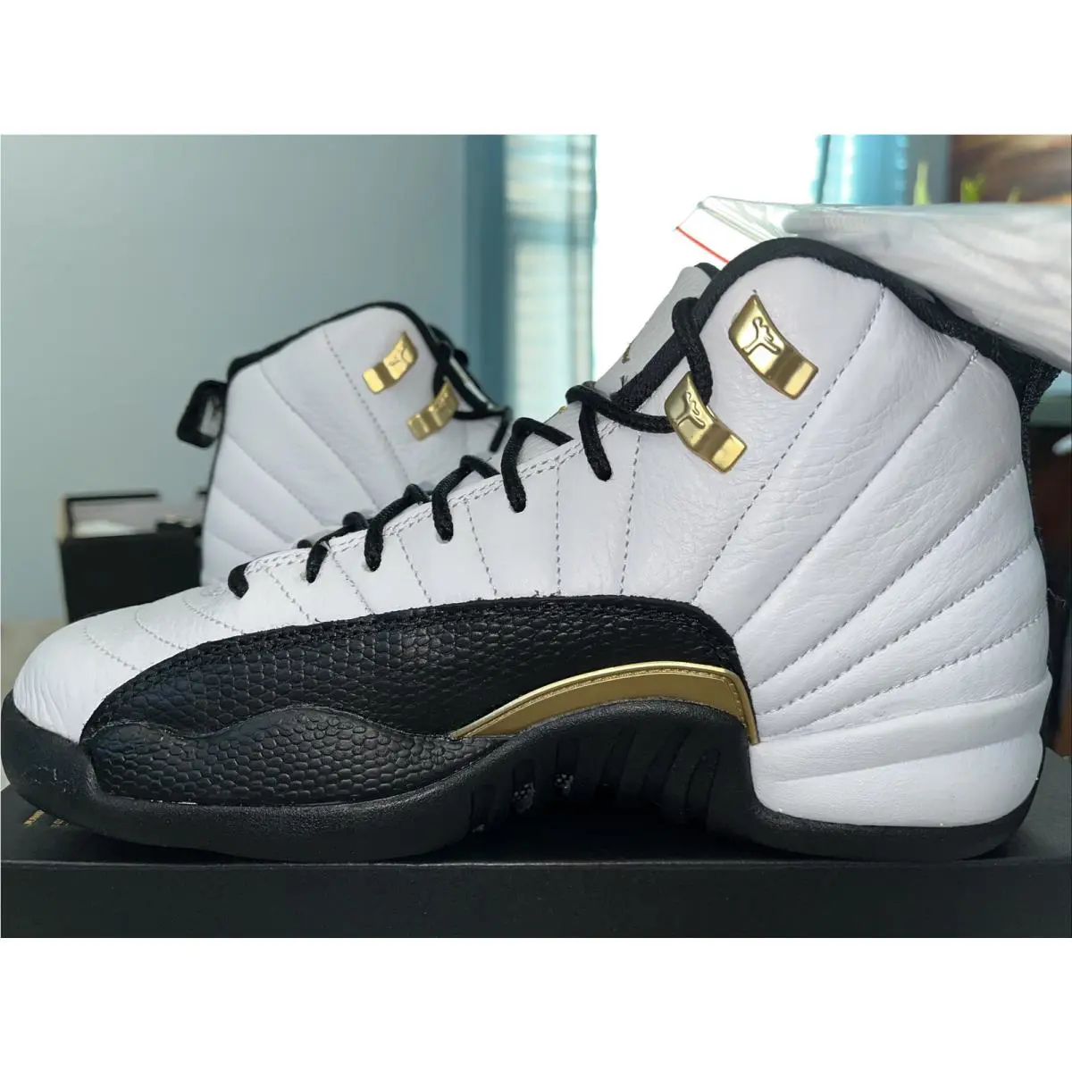 Nike shoes - Air Jordan Retro - Air Retro - 153265 170 - White Metallic Gold Black 0