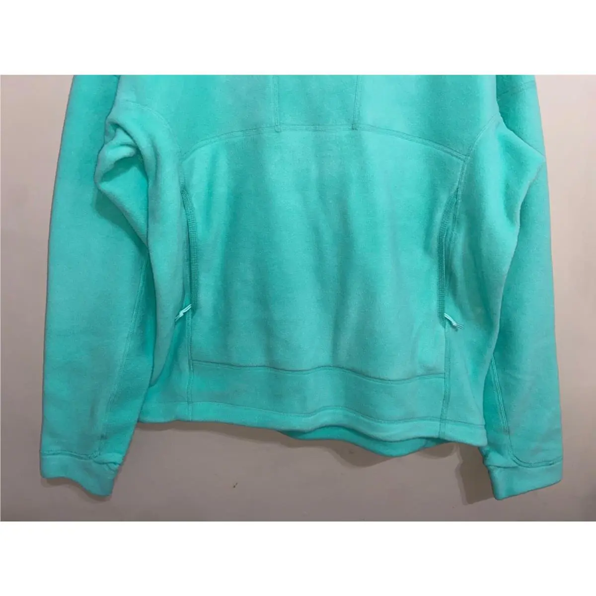 Nike clothing - Green 1