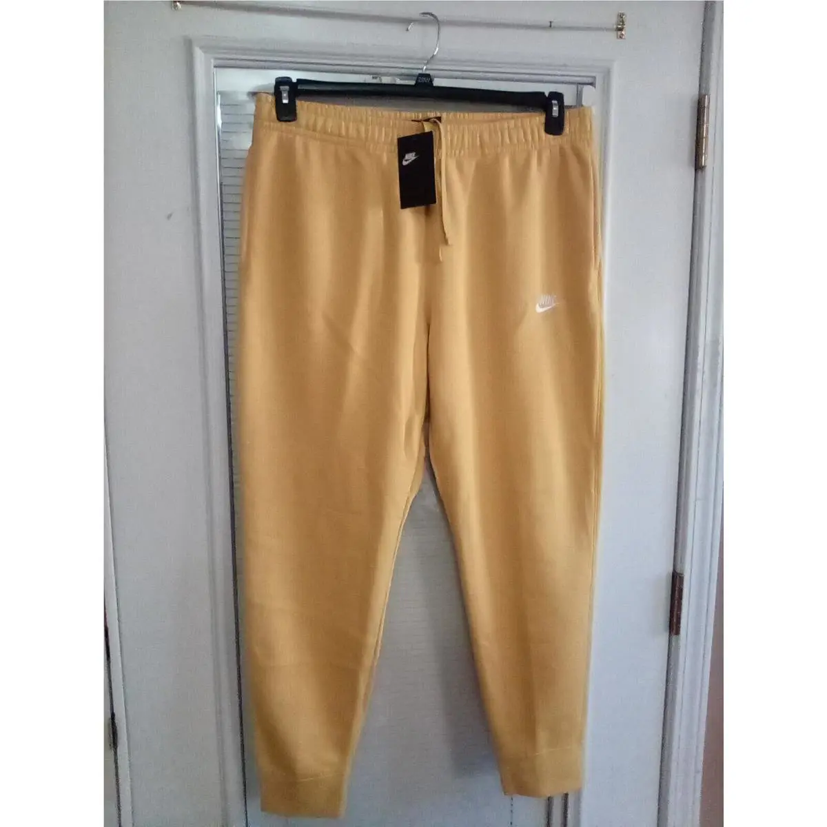 Nike clothing - Yellow 4