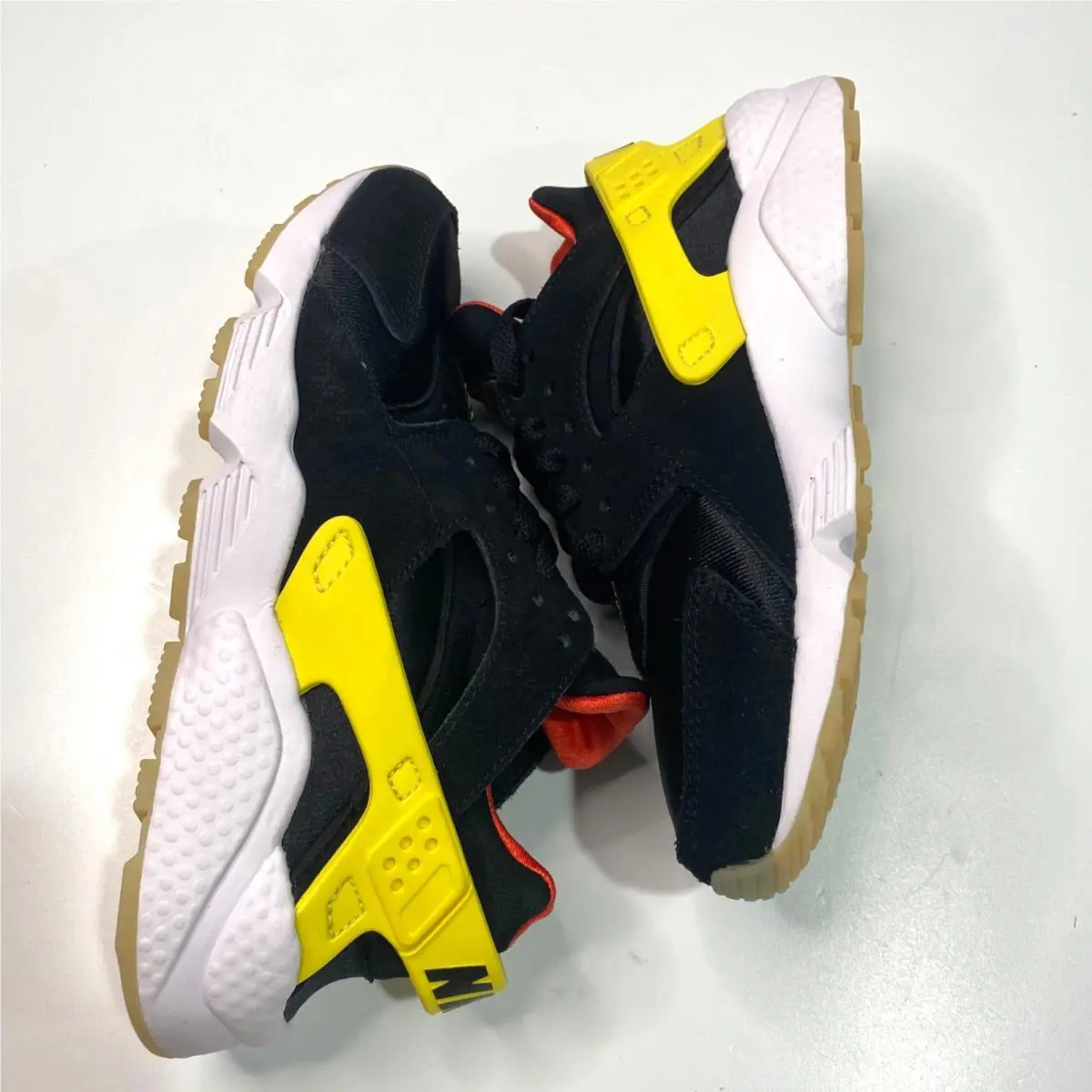 Nike shoes - Nike Air Huarache Run - Air Huarache Run - Black 3