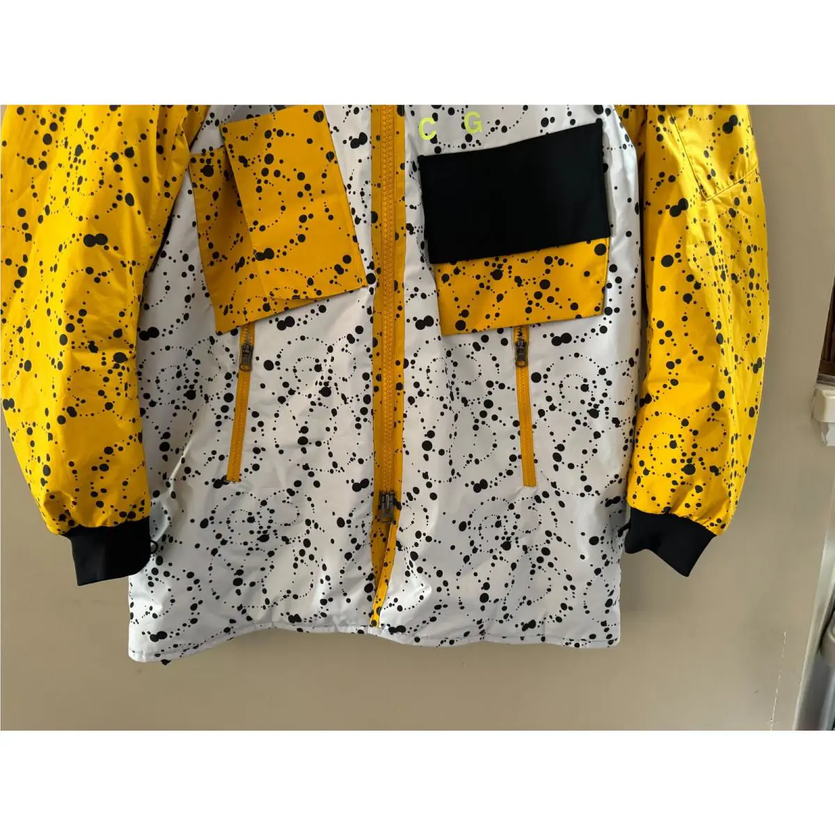 Nike clothing - Nike ACG Insulated Jacket - ACG Insulated Jacket - White/Yellow-Black (UPC: 884776903464) 1