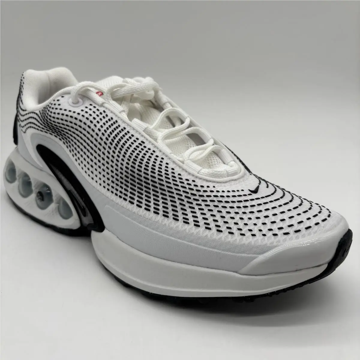 Nike Air Max DN Black White DV3337 103 Men’s Size 12 Training Sneaker - White