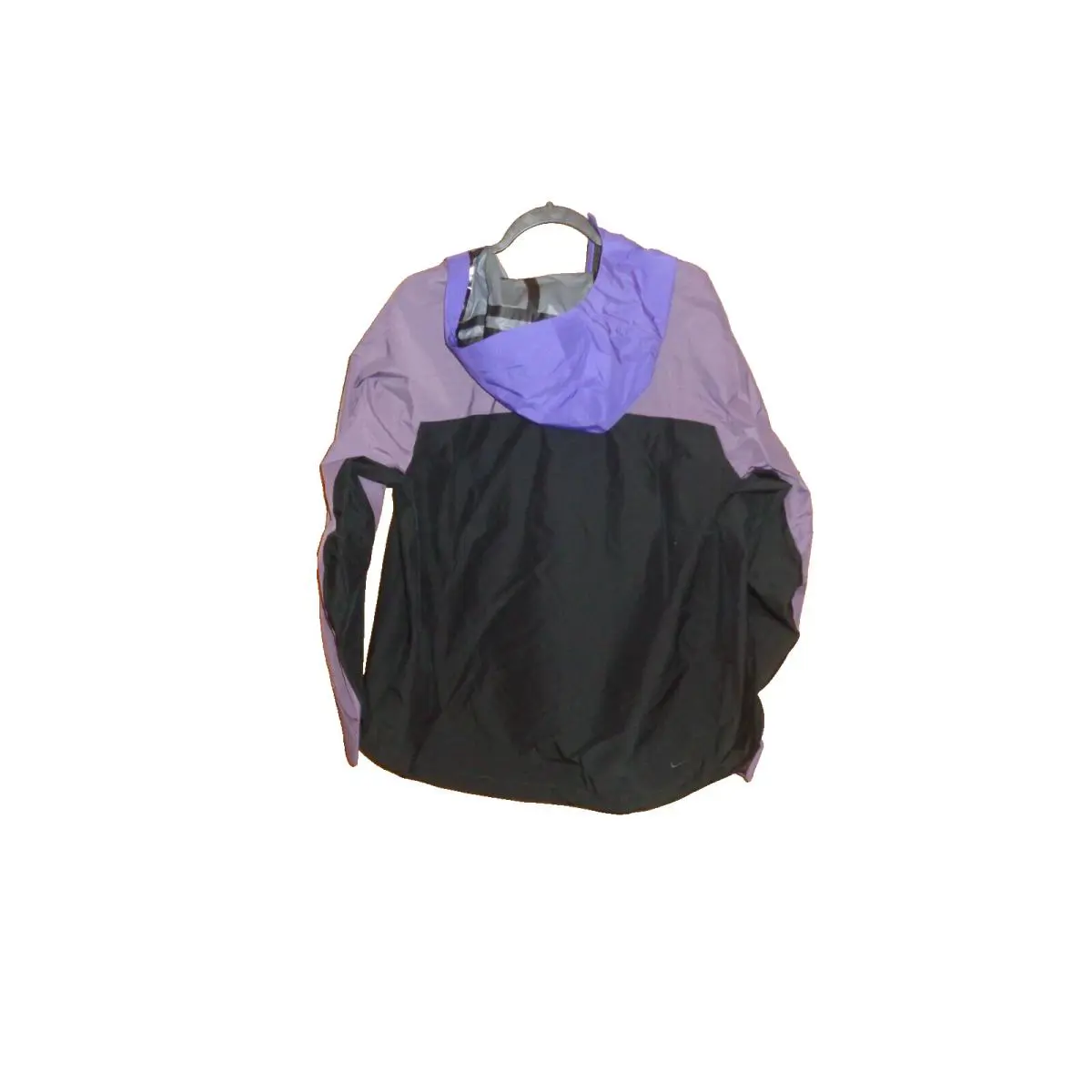 Nike clothing - Purple (UPC: 195868666908) 0