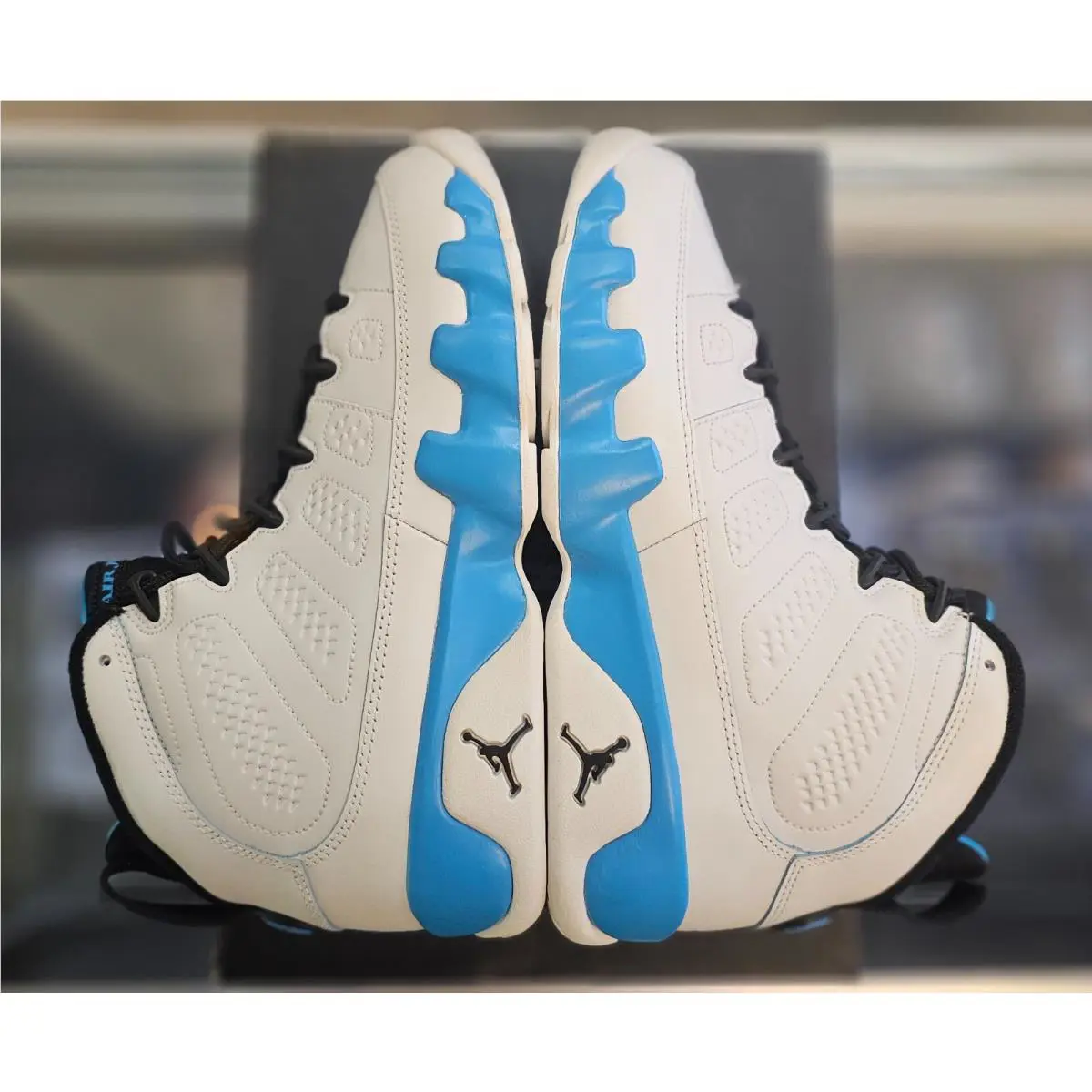 Nike shoes - Air Jordan 9 - Air - White (UPC: 00196975656233) 4