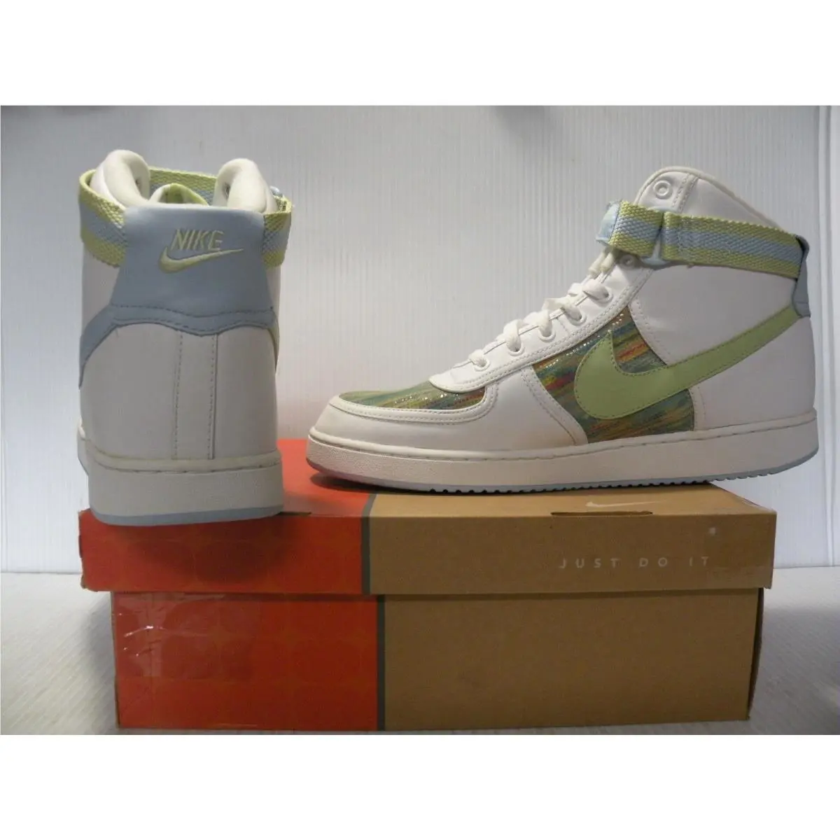 Nike shoes - White/Rainbow 1