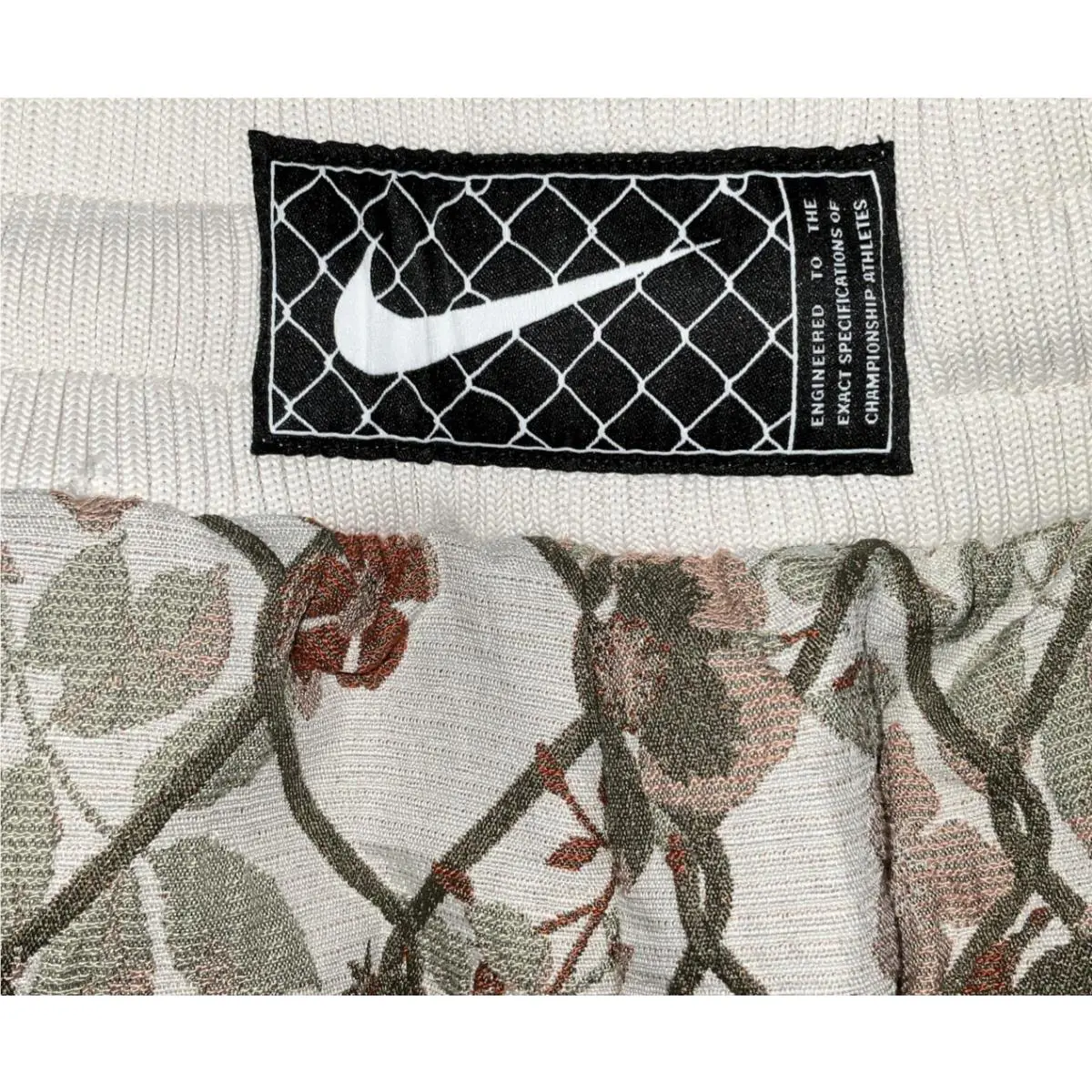 Nike clothing - Beige (UPC: 0196975384433) 6