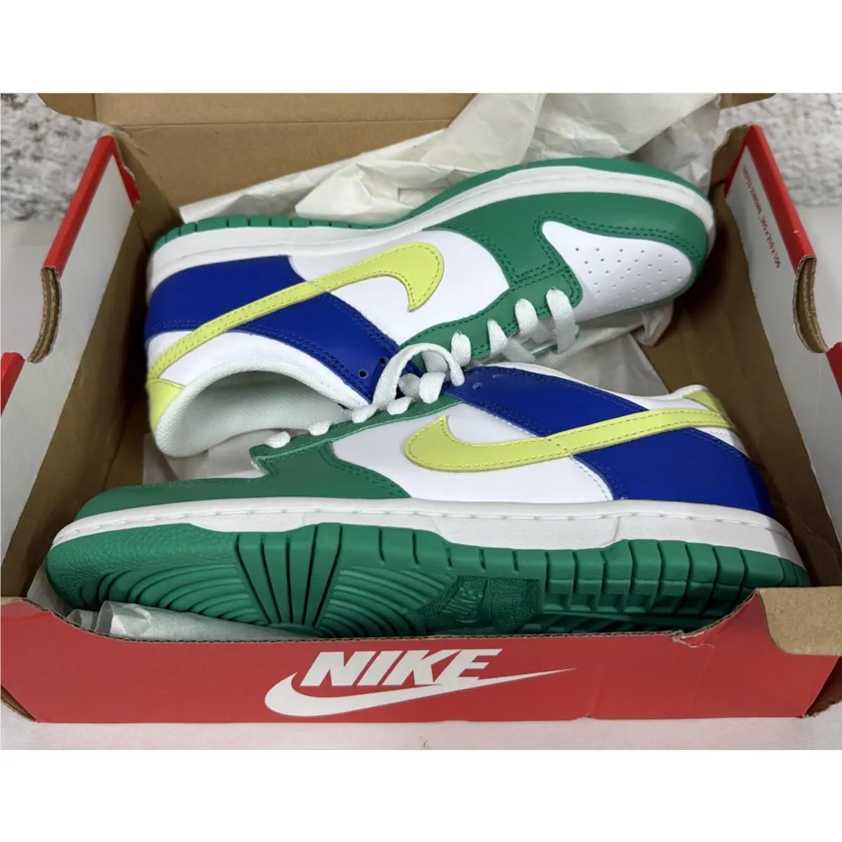 Nike Dunk Low BG Size 4.5 Youth White/lt Lemon Twist FN6973-100