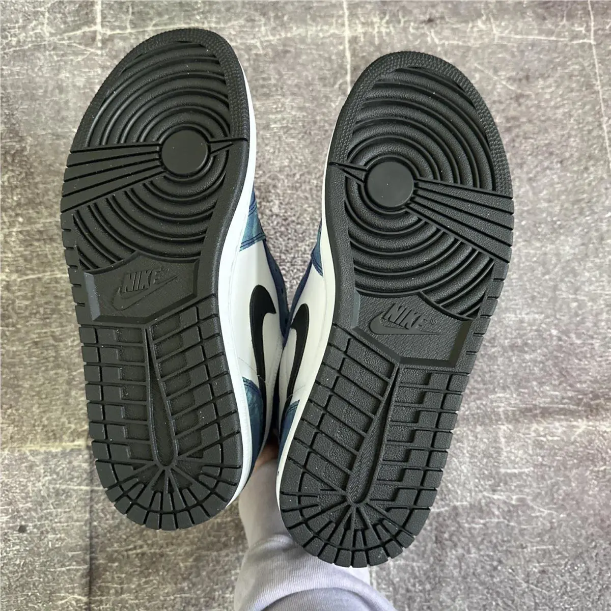 Nike shoes - Air Jordan 1 - Air - CD0461100 - White 5