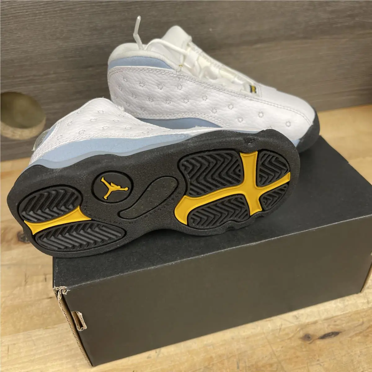 Nike shoes - Air Jordan 13 Retro - Air Retro - Blue (UPC: 0196975533305) 3