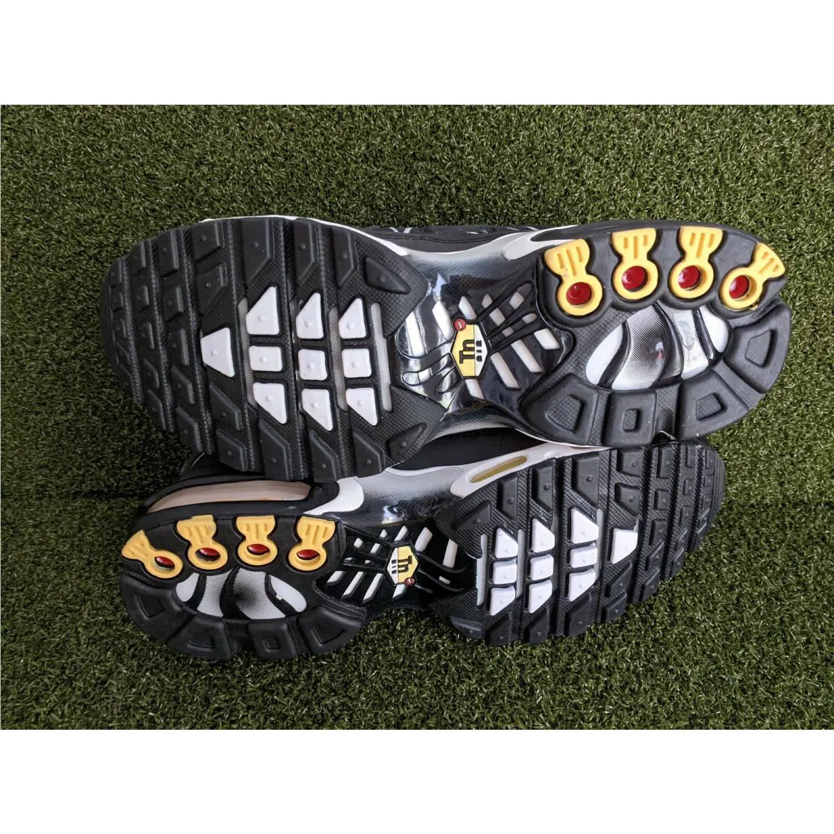 Nike shoes - Nike Air Max Plus - Air Max Plus - Black 4