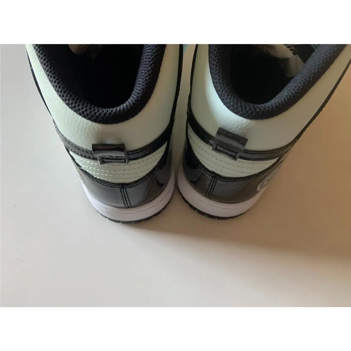 Nike shoes - BARLEY GREEN/BLACK (UPC: 194502495140) 7