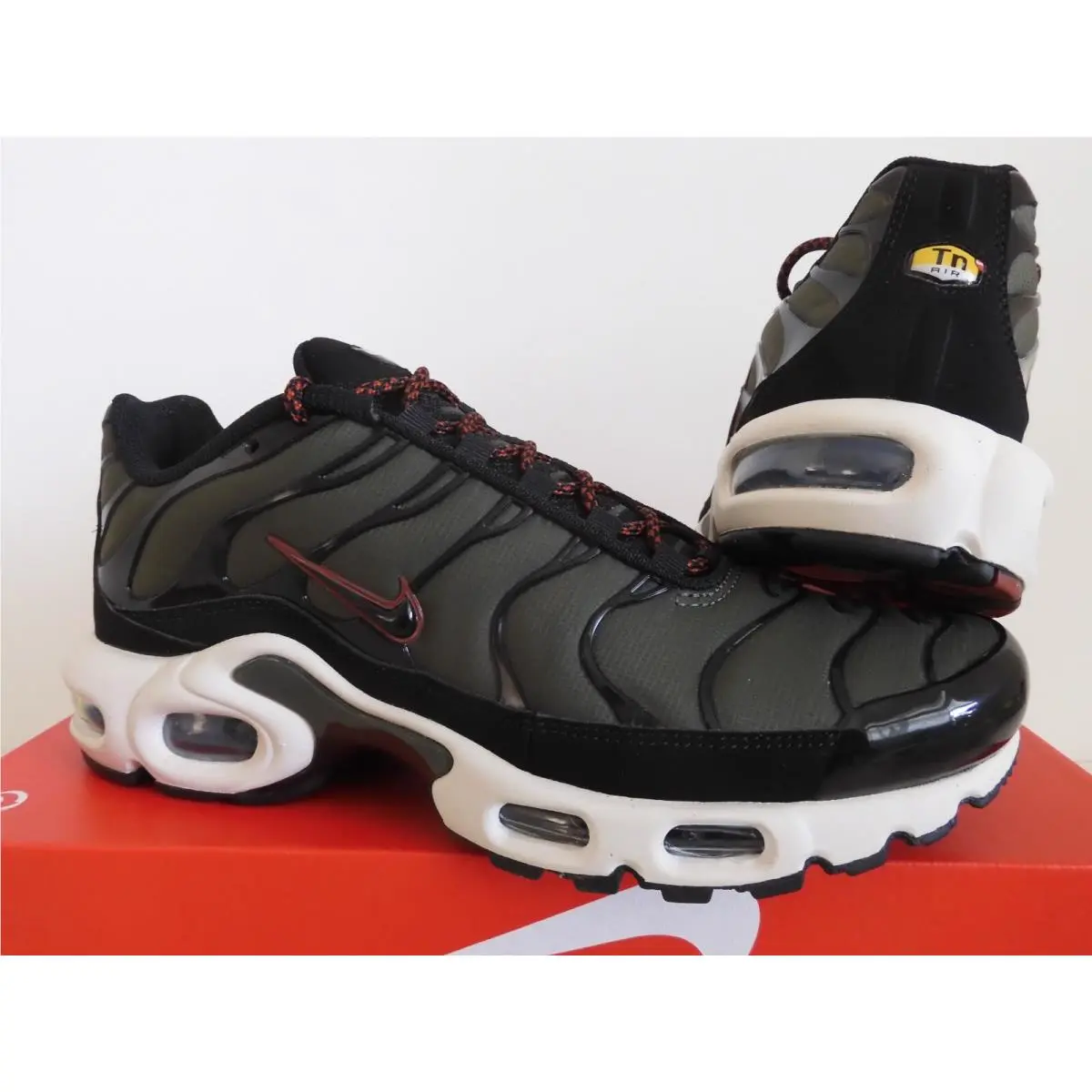 Nike shoes - Nike Air Max Plus - Air Max Plus - FB9722-300 - Green (UPC: 196969070410) 0