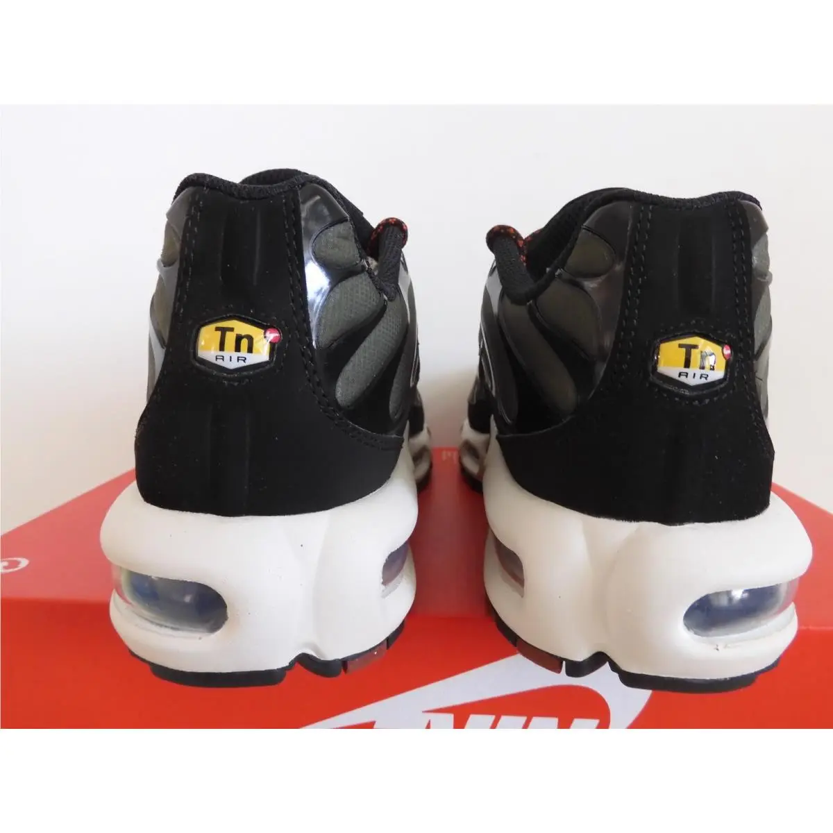 Nike shoes - Nike Air Max Plus - Air Max Plus - FB9722-300 - Green (UPC: 196969070410) 2