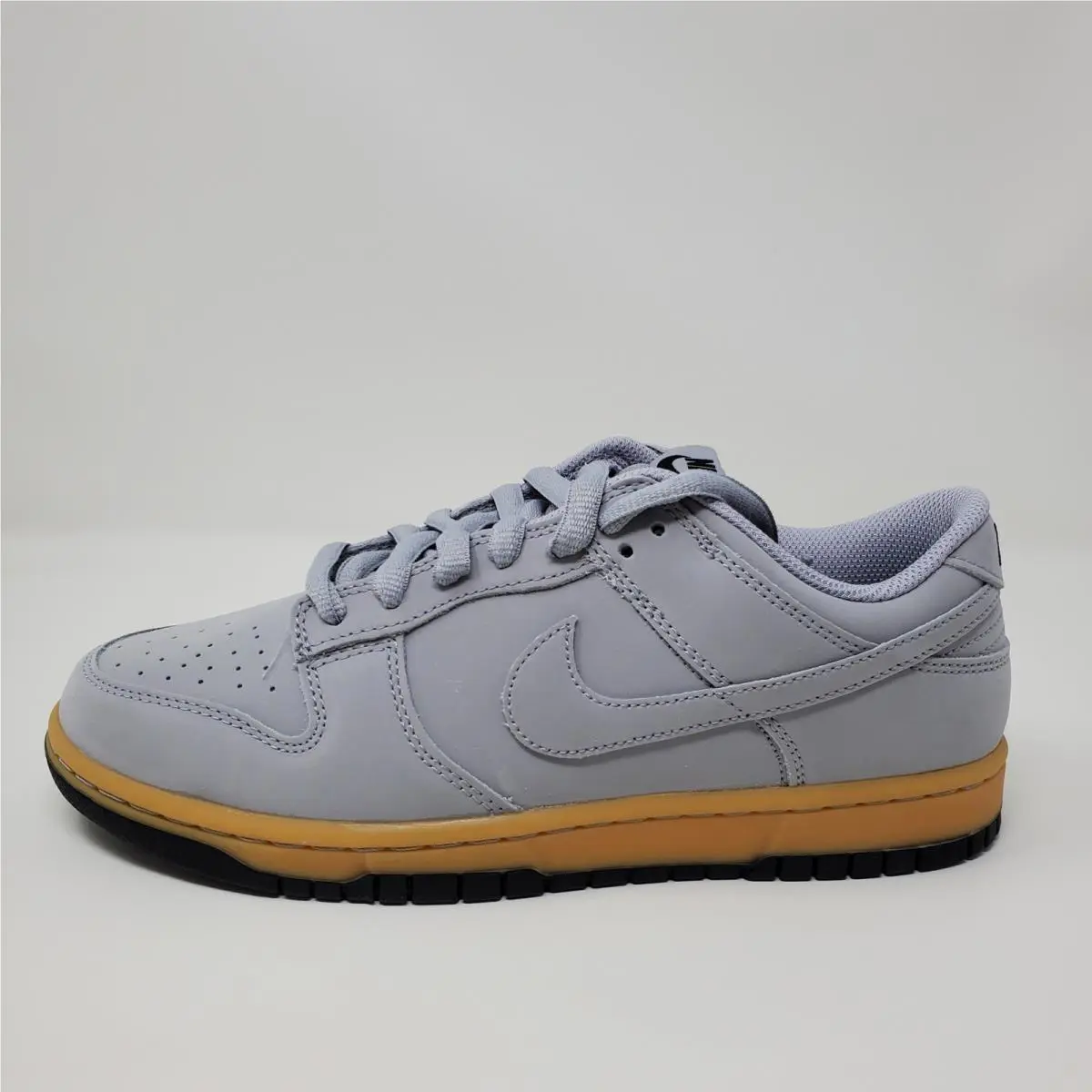 Nike shoes - Nike Dunk Low Retro SE - HQ1932-001 - Gray 3