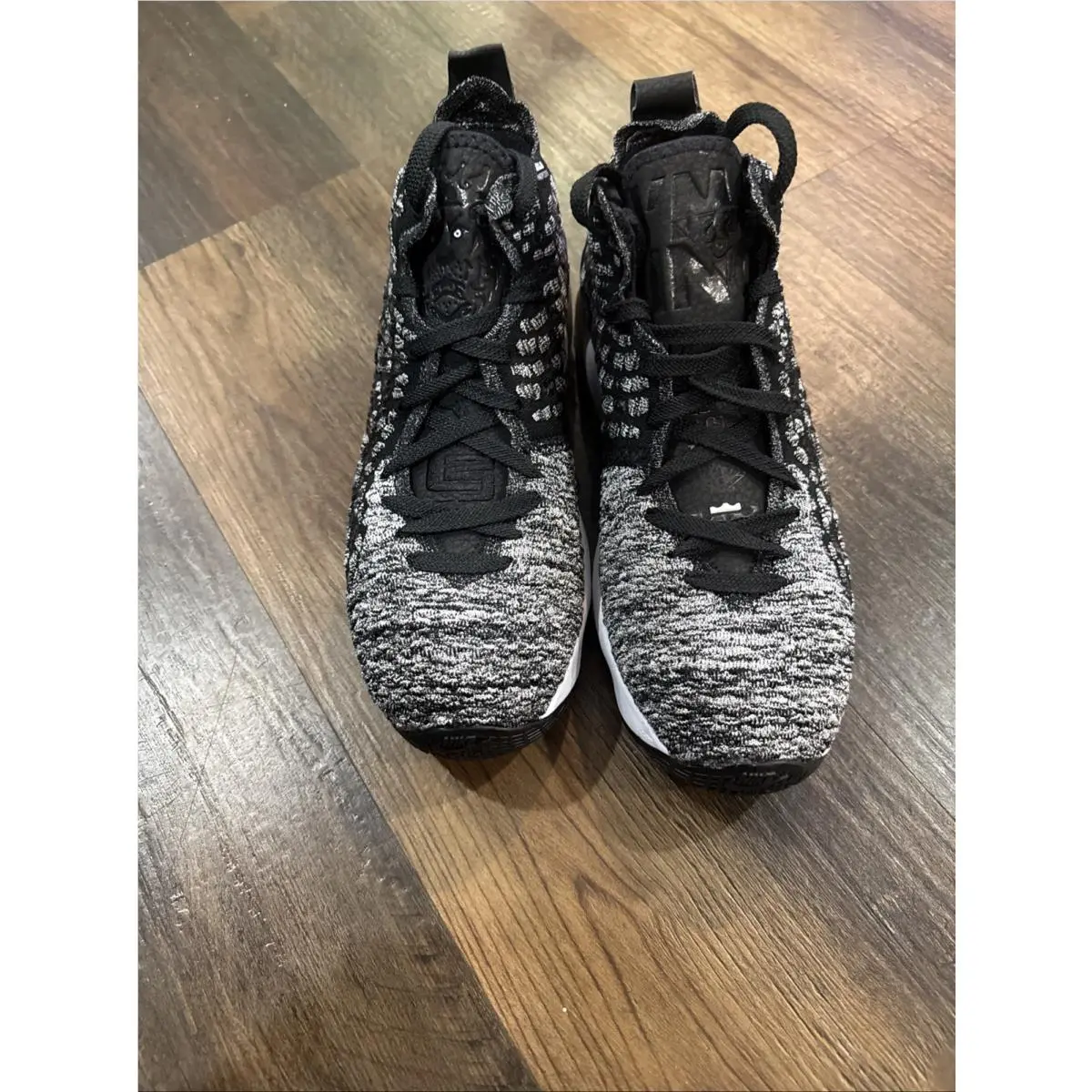 Nike Lebron 17 In The Arena