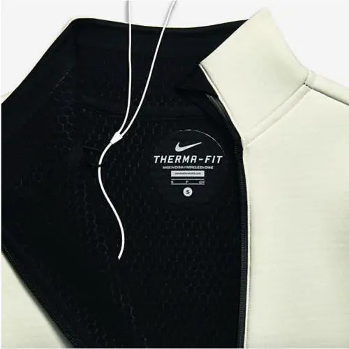 Nike clothing - White (UPC: 884500306363) 1