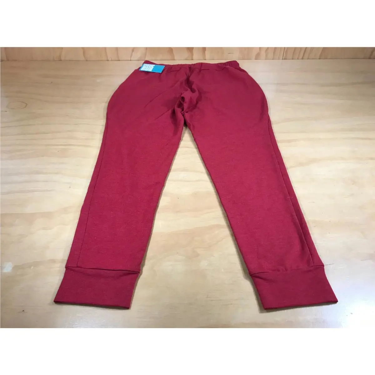 Nike clothing - Cardinal Red/Gold 4