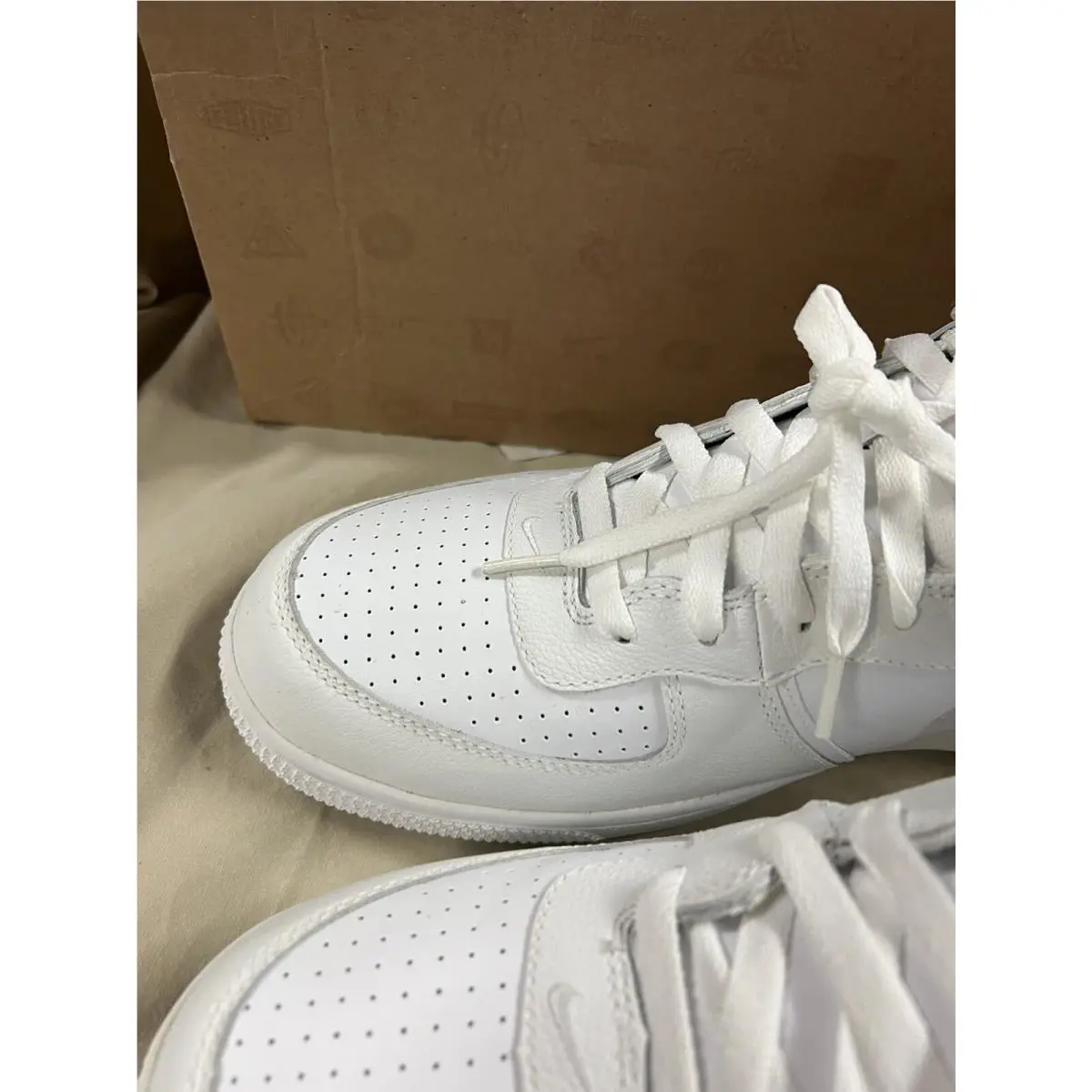 Nike shoes - Nike Air Zoom Infiltrator - Air Zoom Infiltrator - White 1