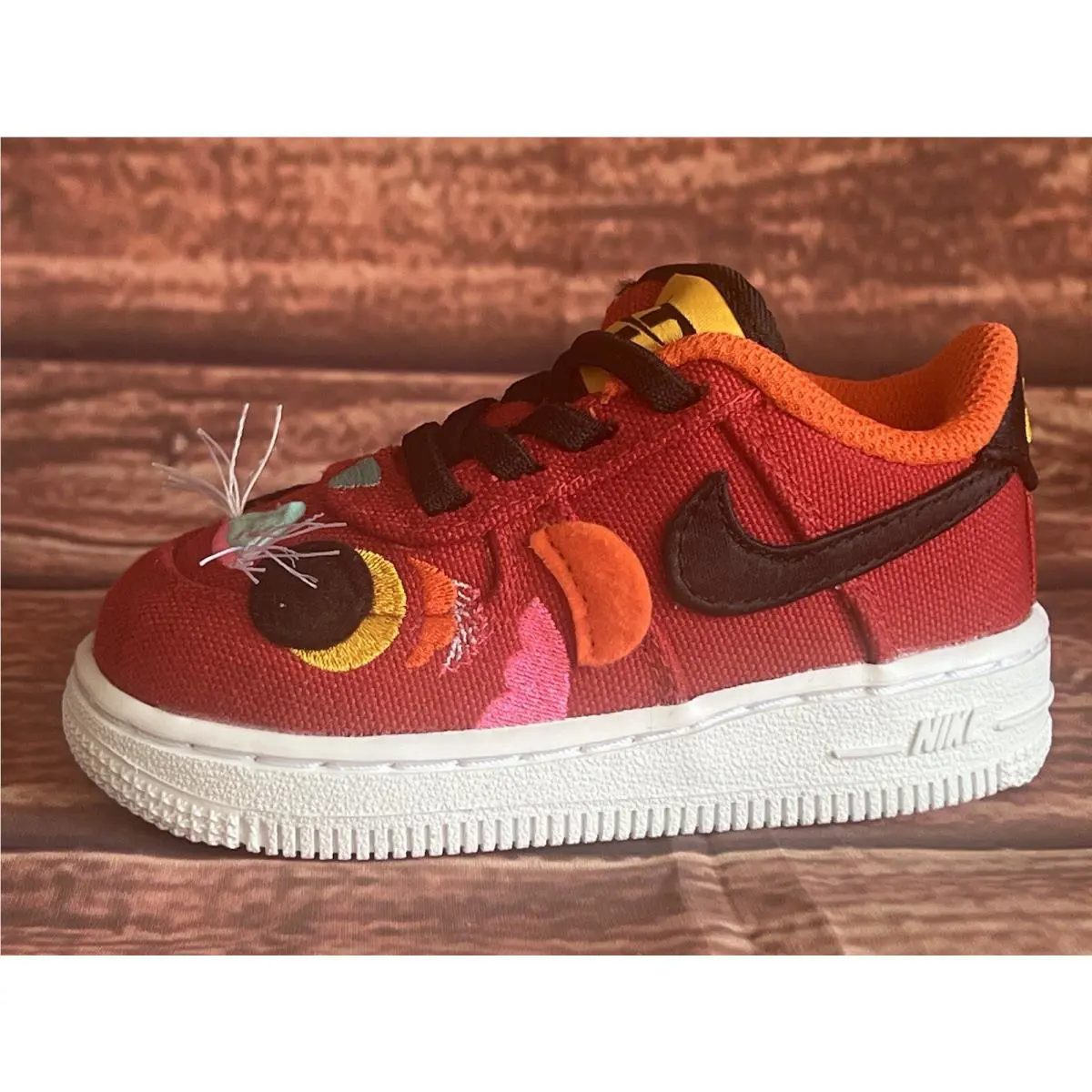 Nike shoes - Nike Air Force 1 LV8 - Multicolor 4