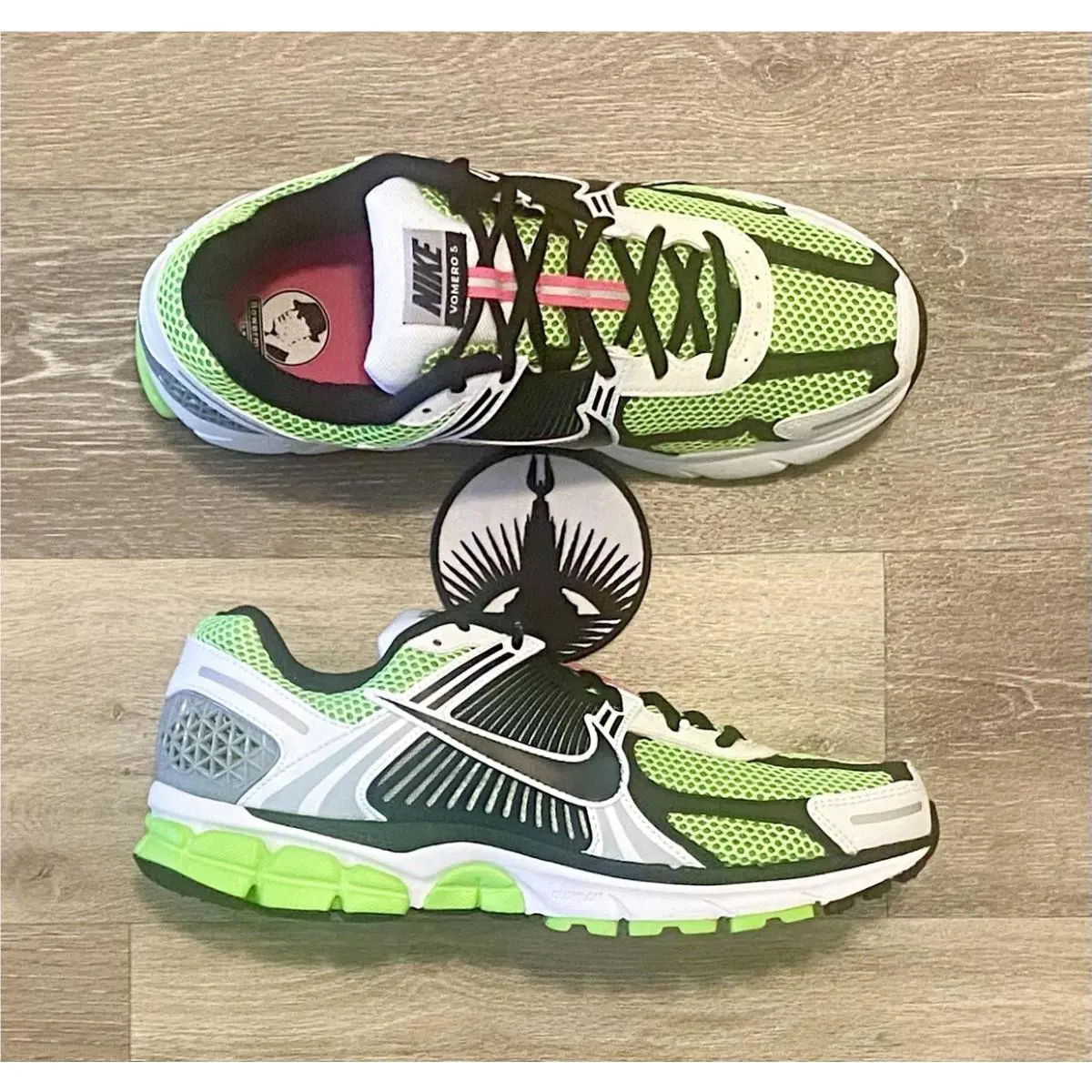 Nike shoes - Nike Air Zoom Vomero 5 - CI1694-300 - Green (UPC: 0193145117624) 5