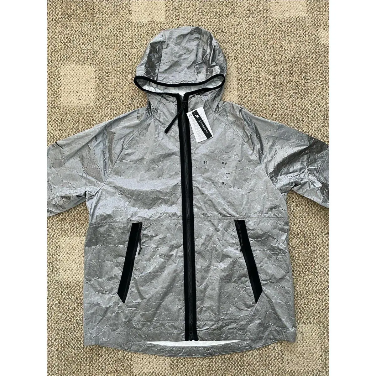 Nike clothing - CU3758 - CU3758 - Silver (UPC: 194493724366) 0