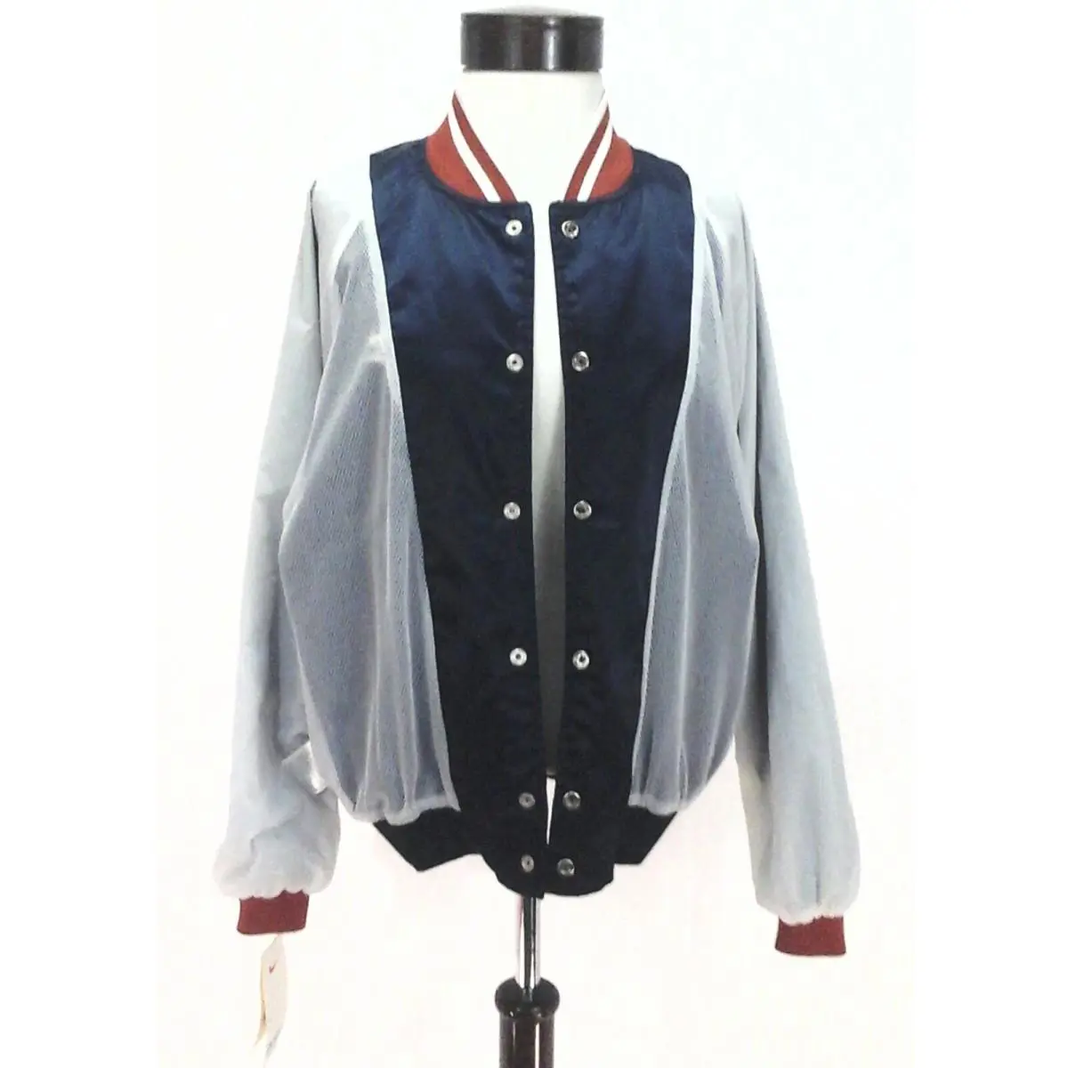 Nike clothing - Blue (UPC: 091201547050) 5