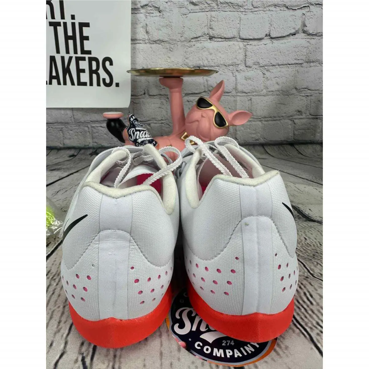 Nike shoes - White 2