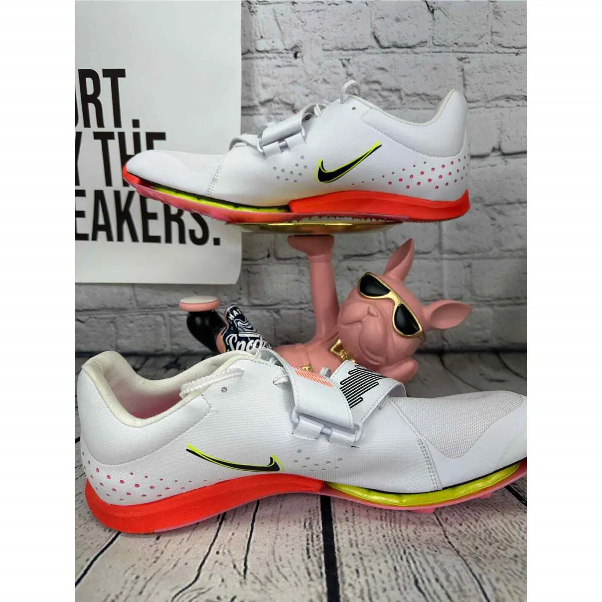 Nike shoes - White 4