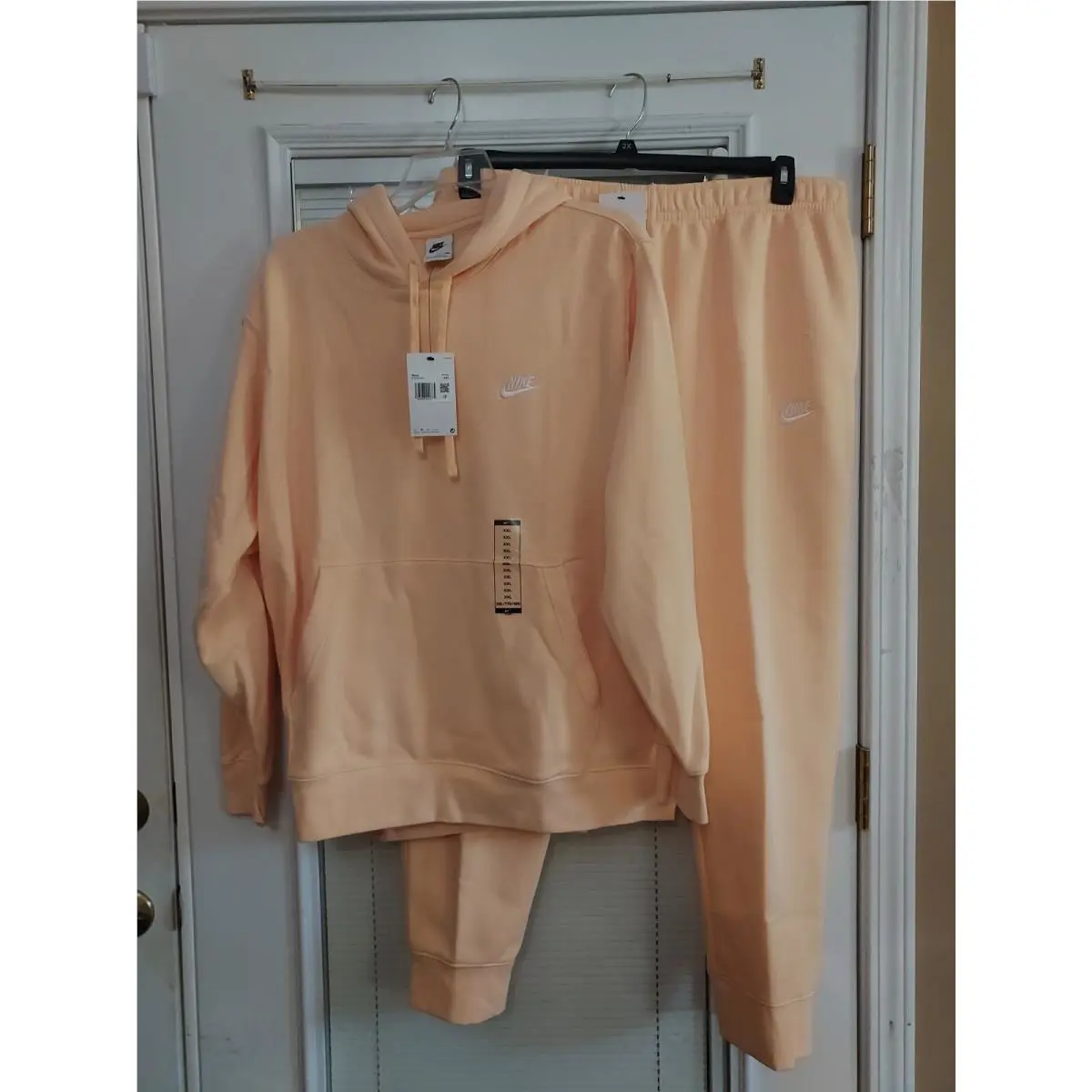 Nike clothing - Orange 6
