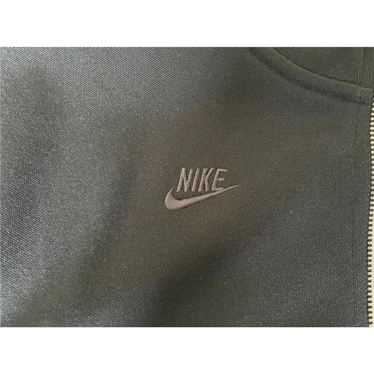 Nike clothing - Nike Kobe Bryant XXIV Med Track Jacket - 417186-010 - Black (UPC: 884802531173) 4