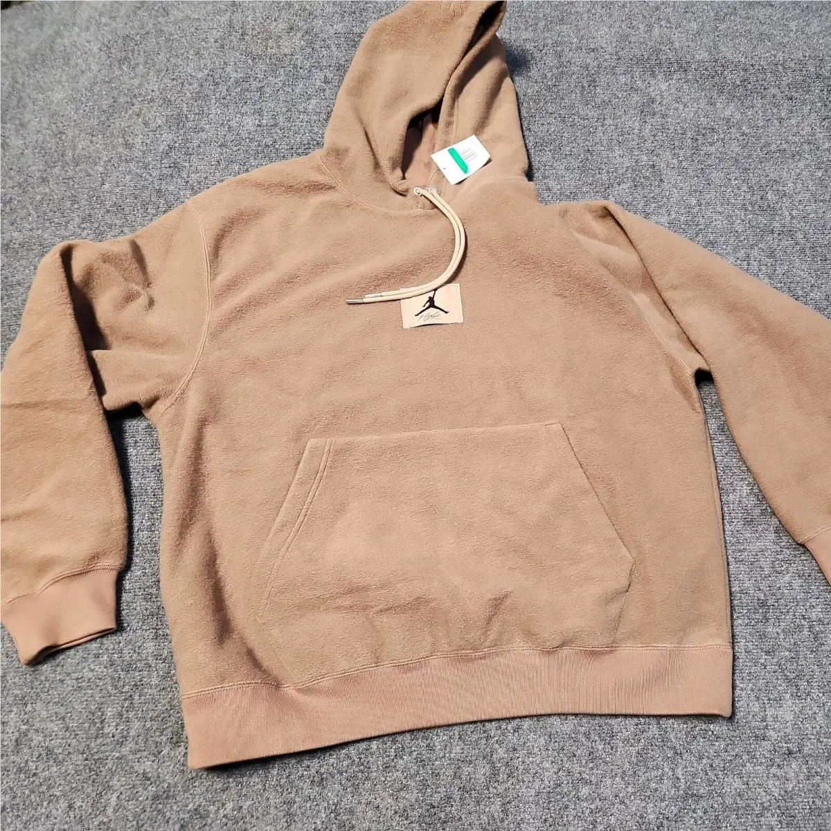 Nike clothing - Brown 4