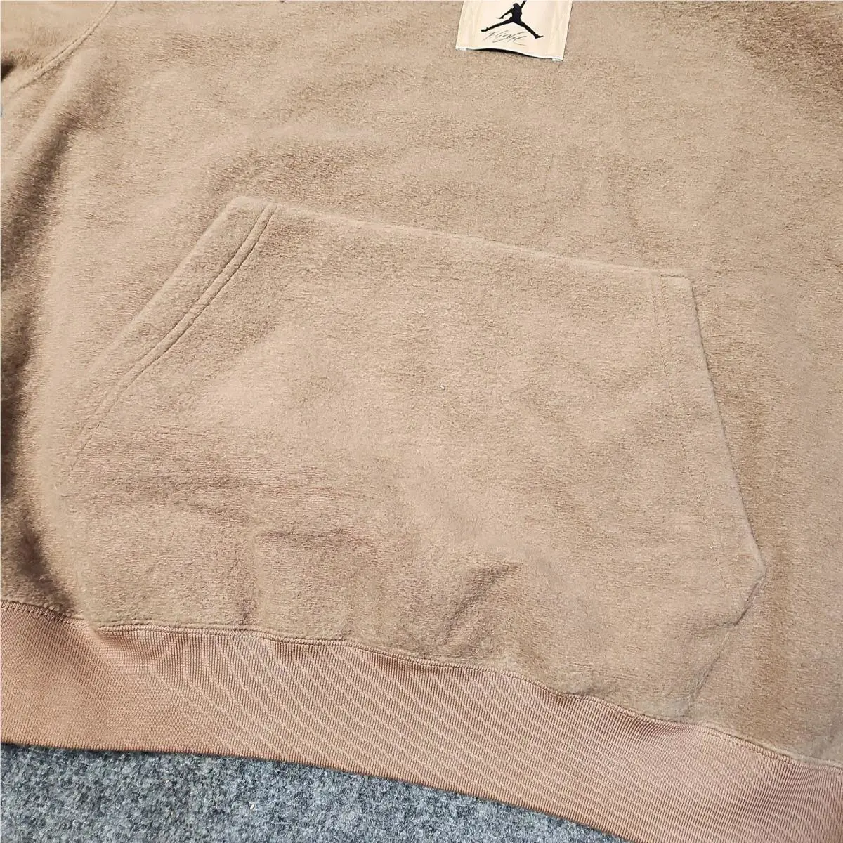 Nike clothing - Brown 6