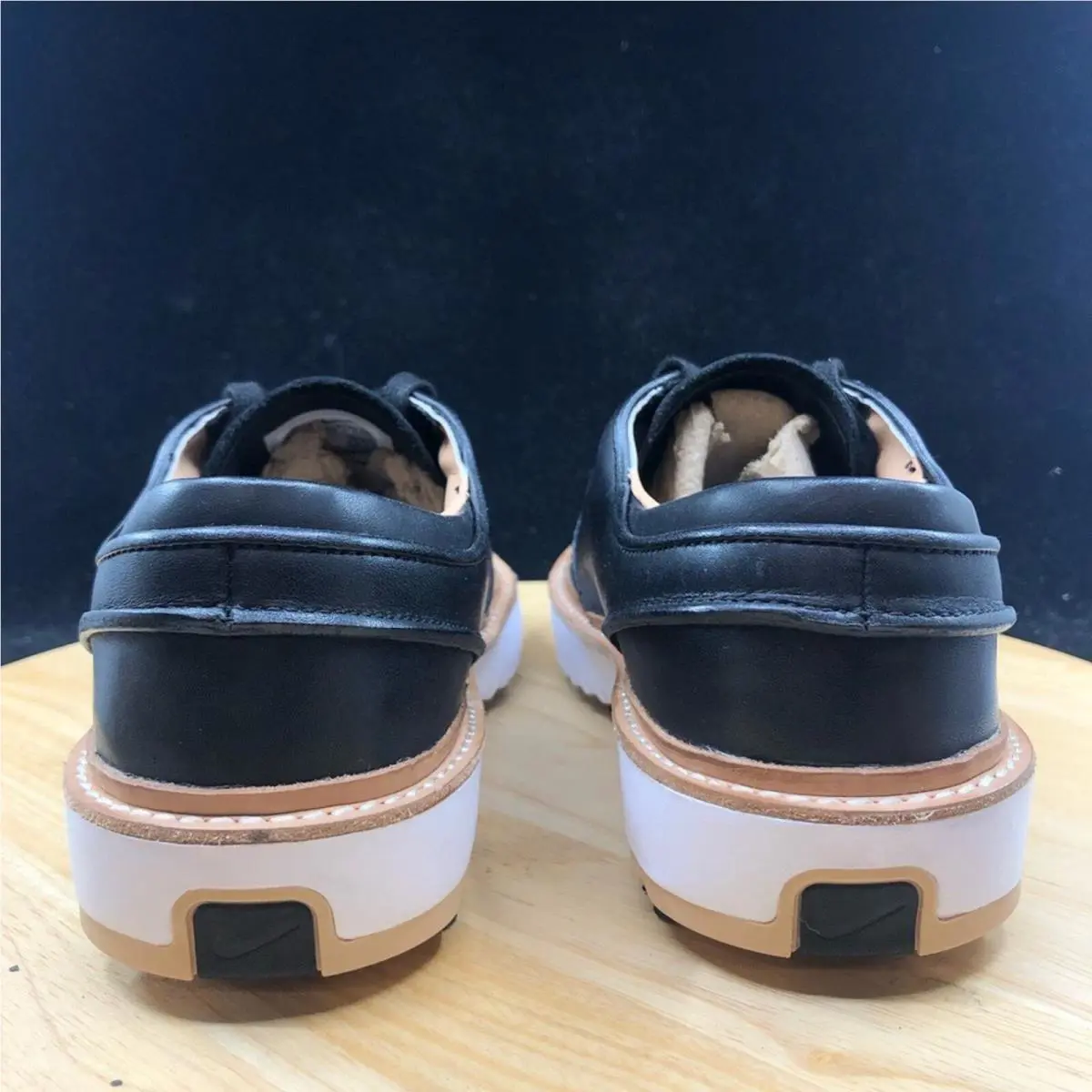 Nike shoes - Black 4