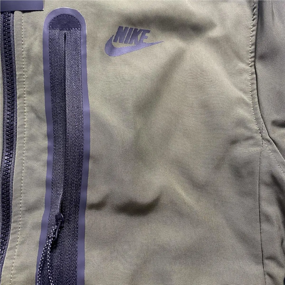 Nike clothing - Nike Sportswear Tech Essentials - Sportswear Tech Essentials - CU4485-326 - Green, Manufacturer: Rough Green/Sequoia/Black (UPC: 195242874783) 8