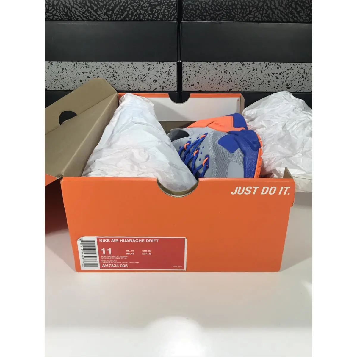 Nike shoes - Nike Air Huarache Drift - Air Huarache Drift - AH7334-005 - Wolf Grey/Total Orange (UPC: 0885177793074) 4