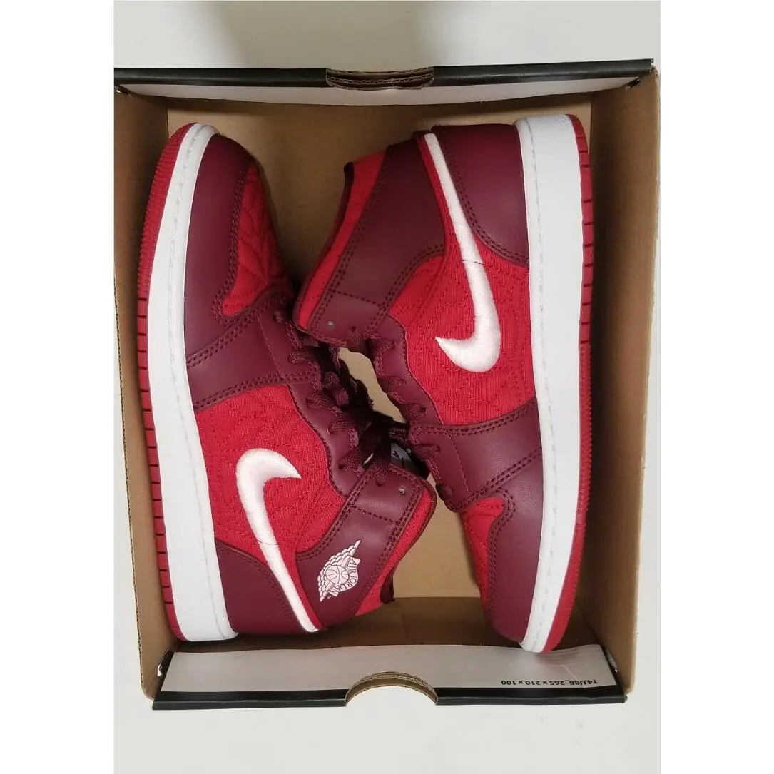 Nike shoes - Jordan 1 - Red 4