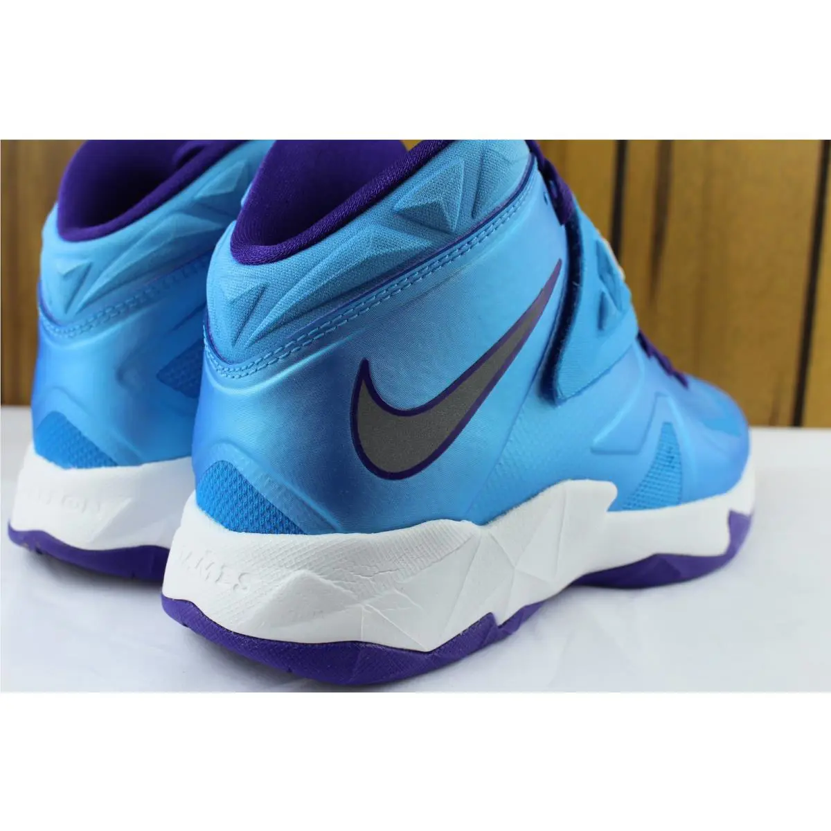 Nike shoes - VIVID BLUE, METALLIC SILVER, WHITE, COURT PURPLE 4