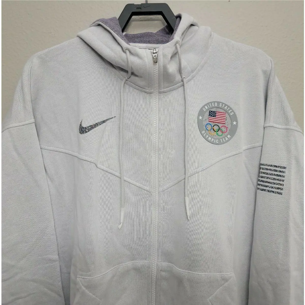 Nike clothing - CK5809-100 - CK5809-100 - Greyish White (UPC: 193656308832) 0