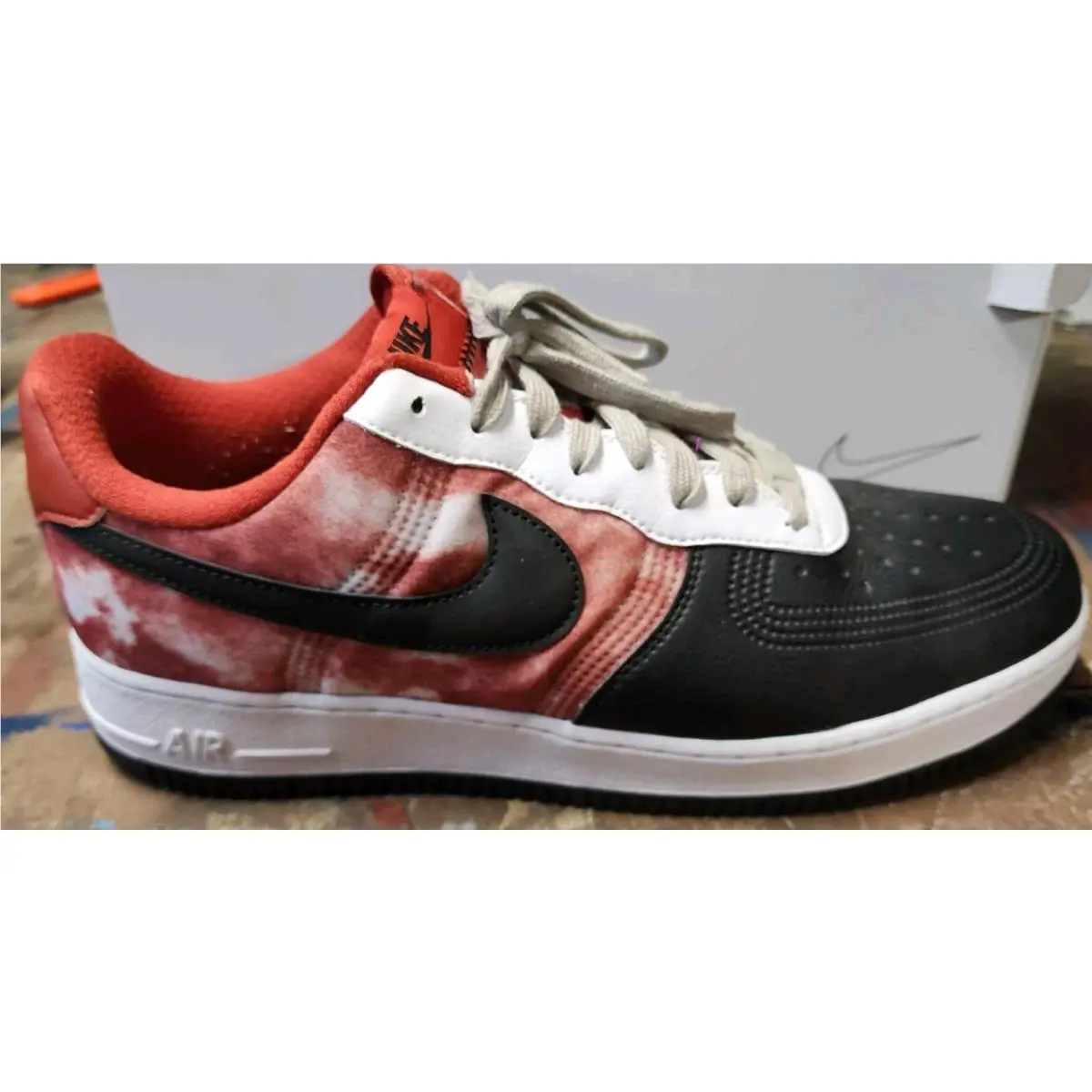 Nike shoes - Red and Black 10